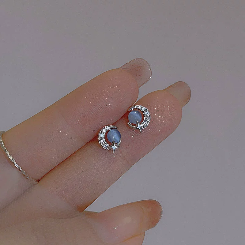 Lunara Glow – Star & Moon Cat’s Eye Earrings