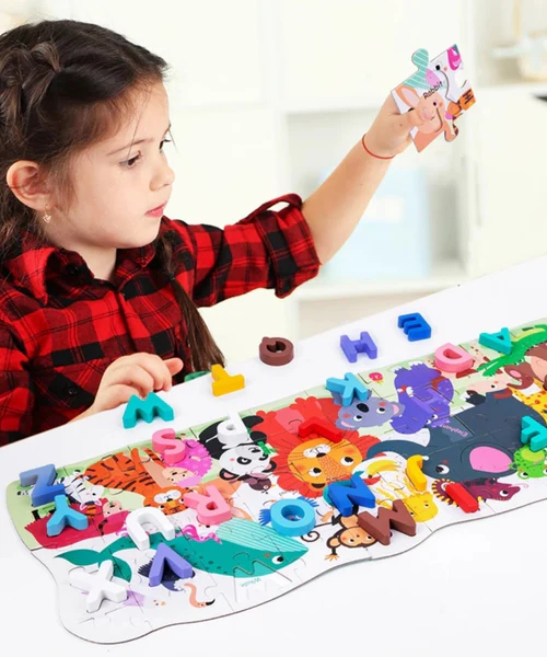 Dėlionė su gyvūnais ir raidėmis