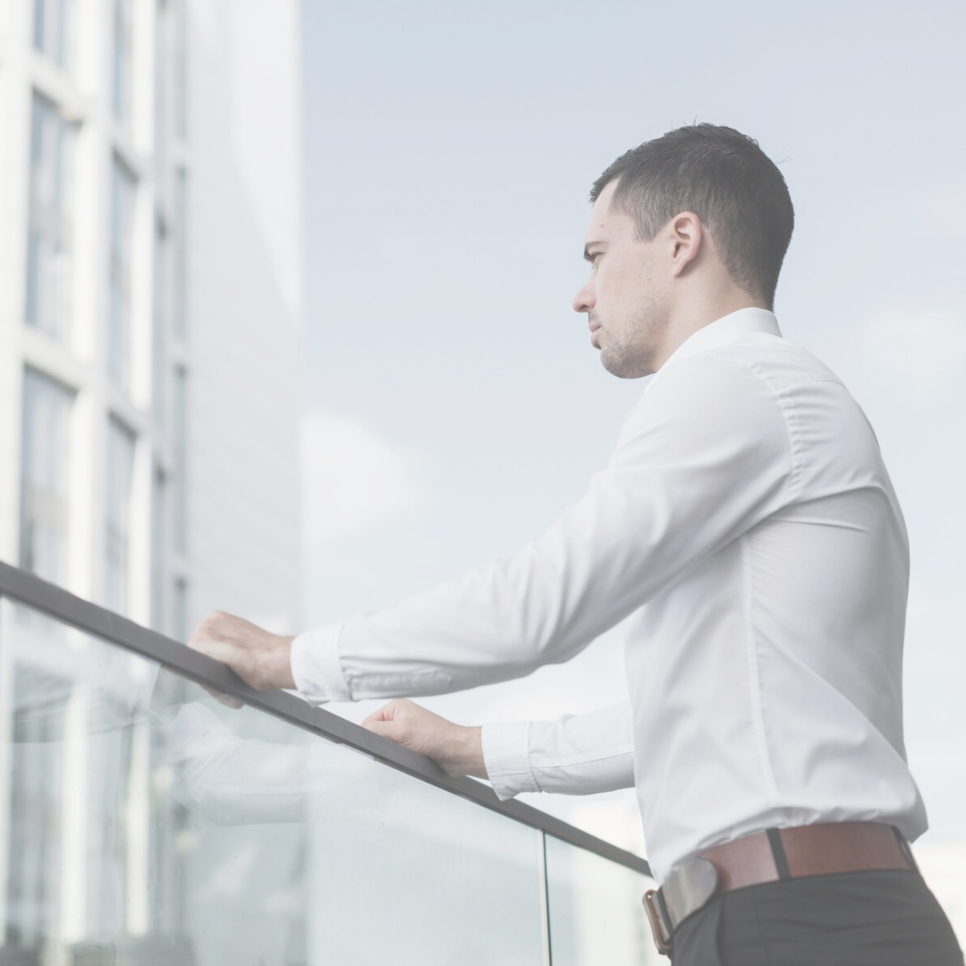 Liderazgo en Tiempos de Cambio: Desafíos y Oportunidades para Profesionales en Chile