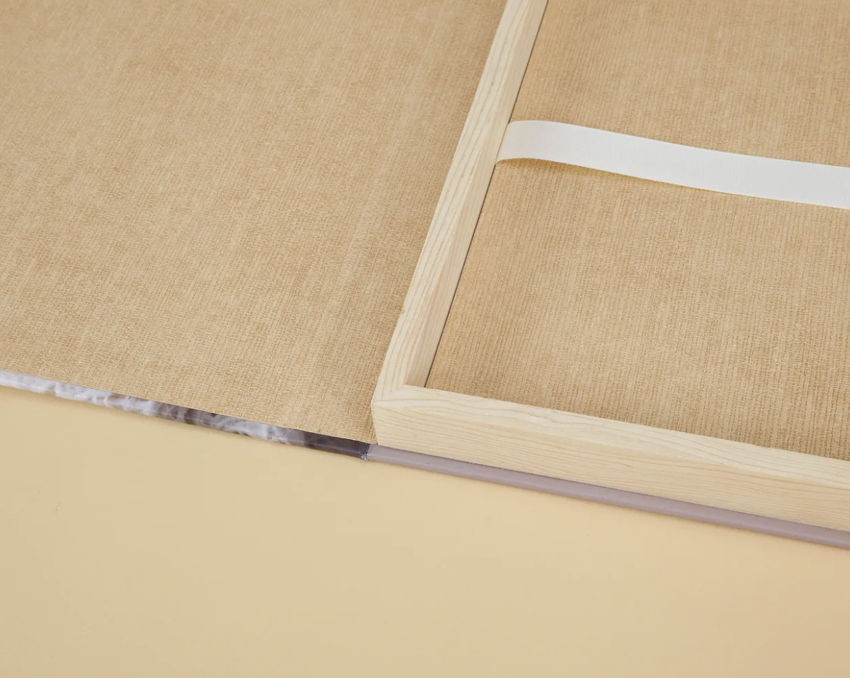 Caja Almudena