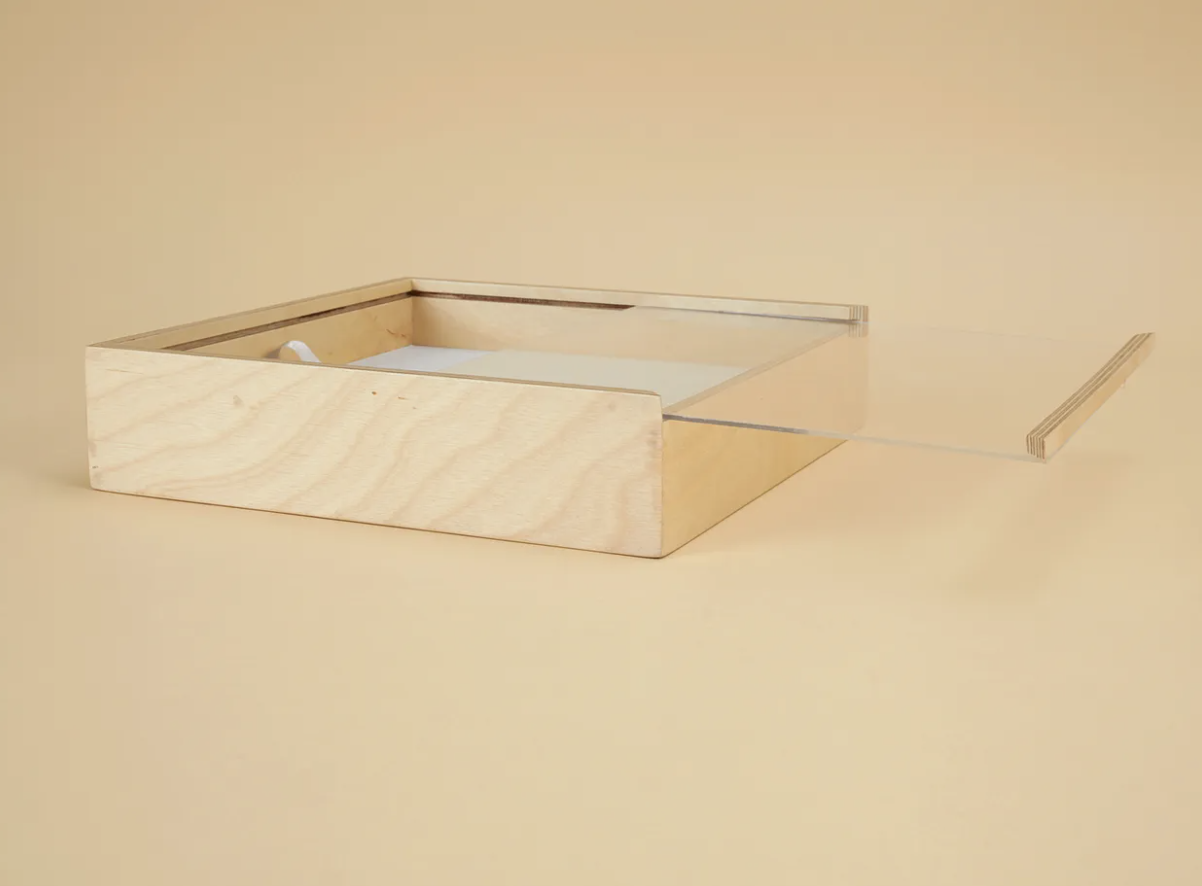 Caja Yuste