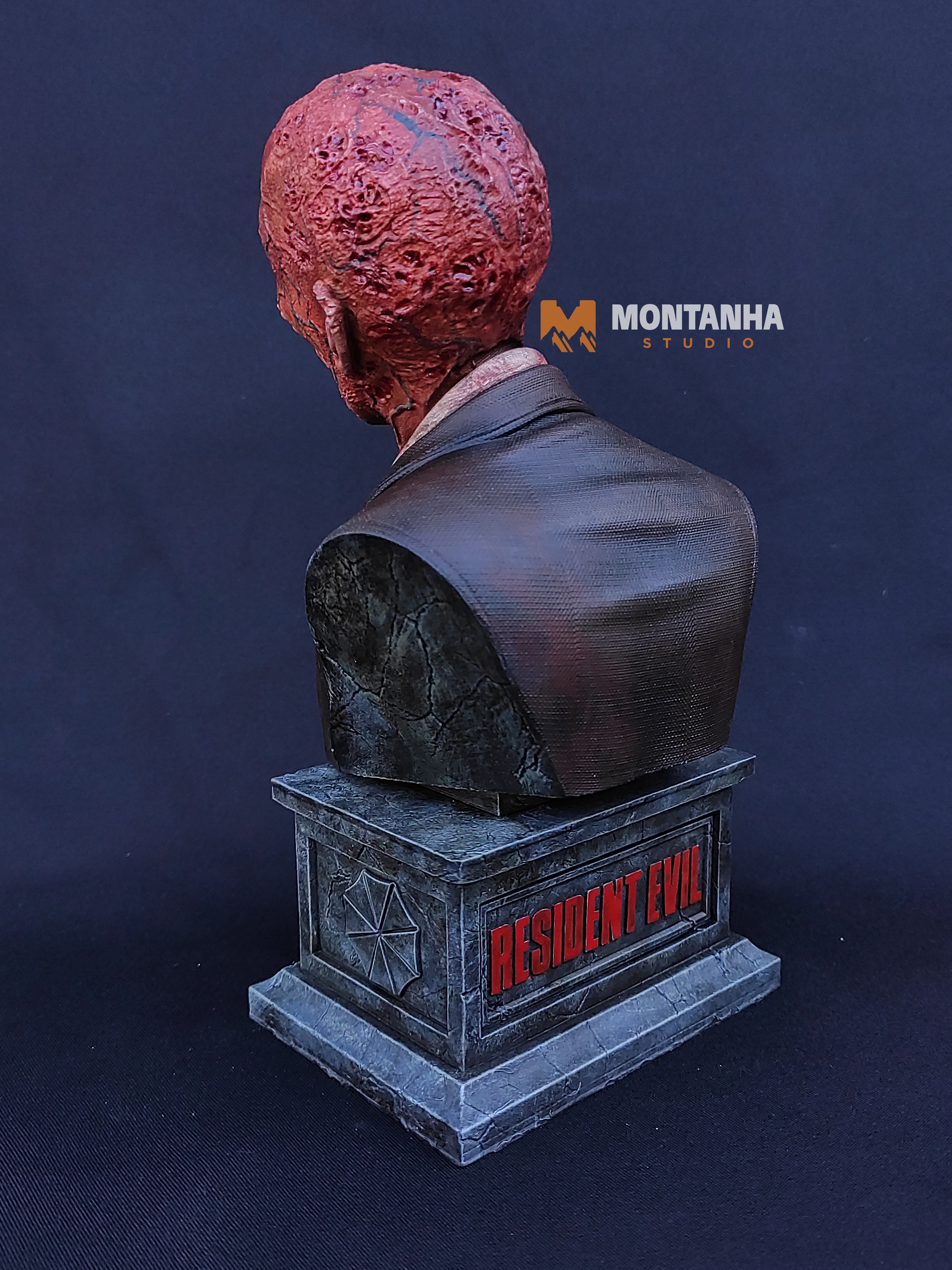 Crimson Head Zombie Bust Figure [PRE-ORDER]