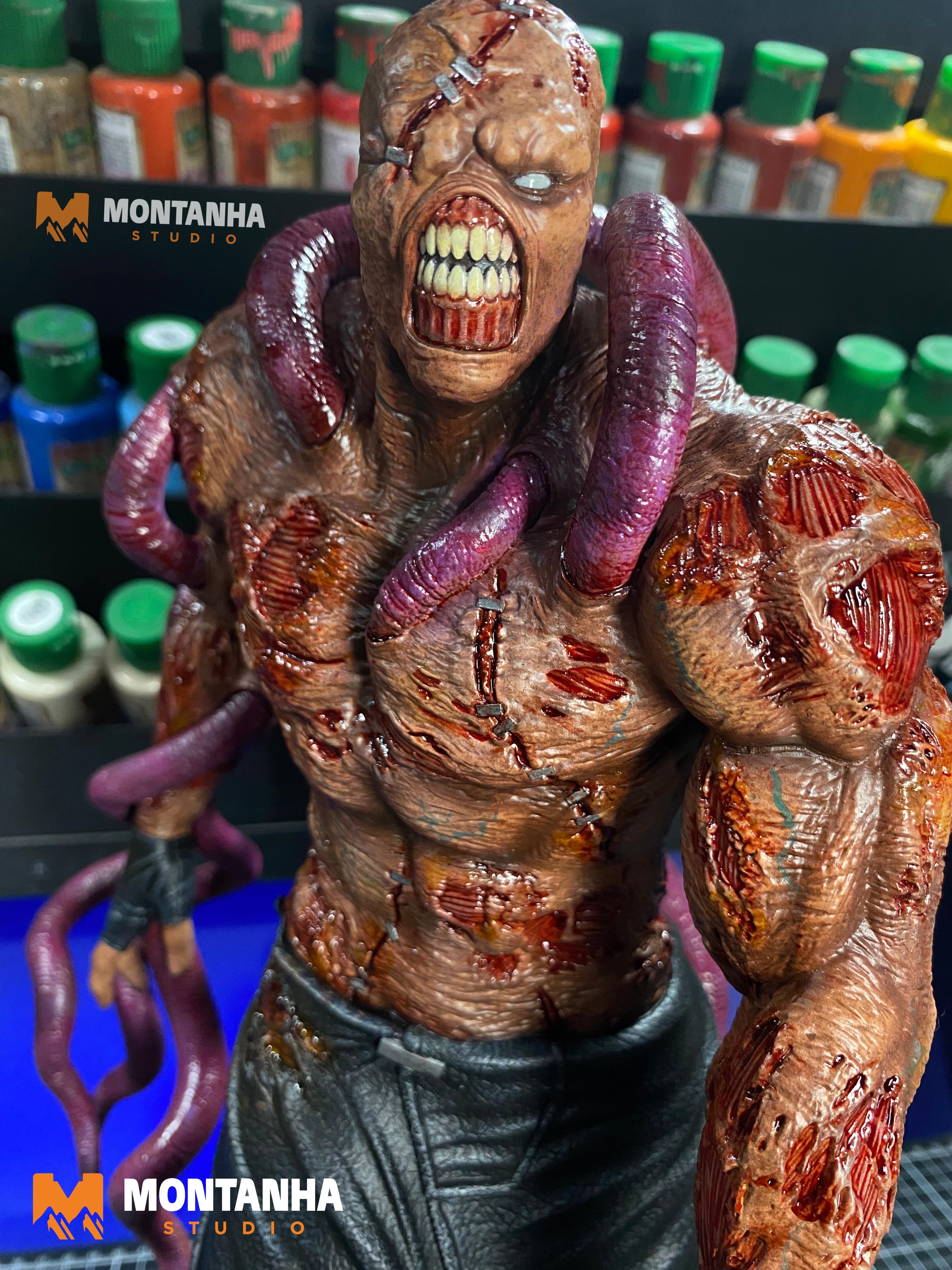 Pursuer Second Form 1/8 Scale Figure [PRE-ORDER]