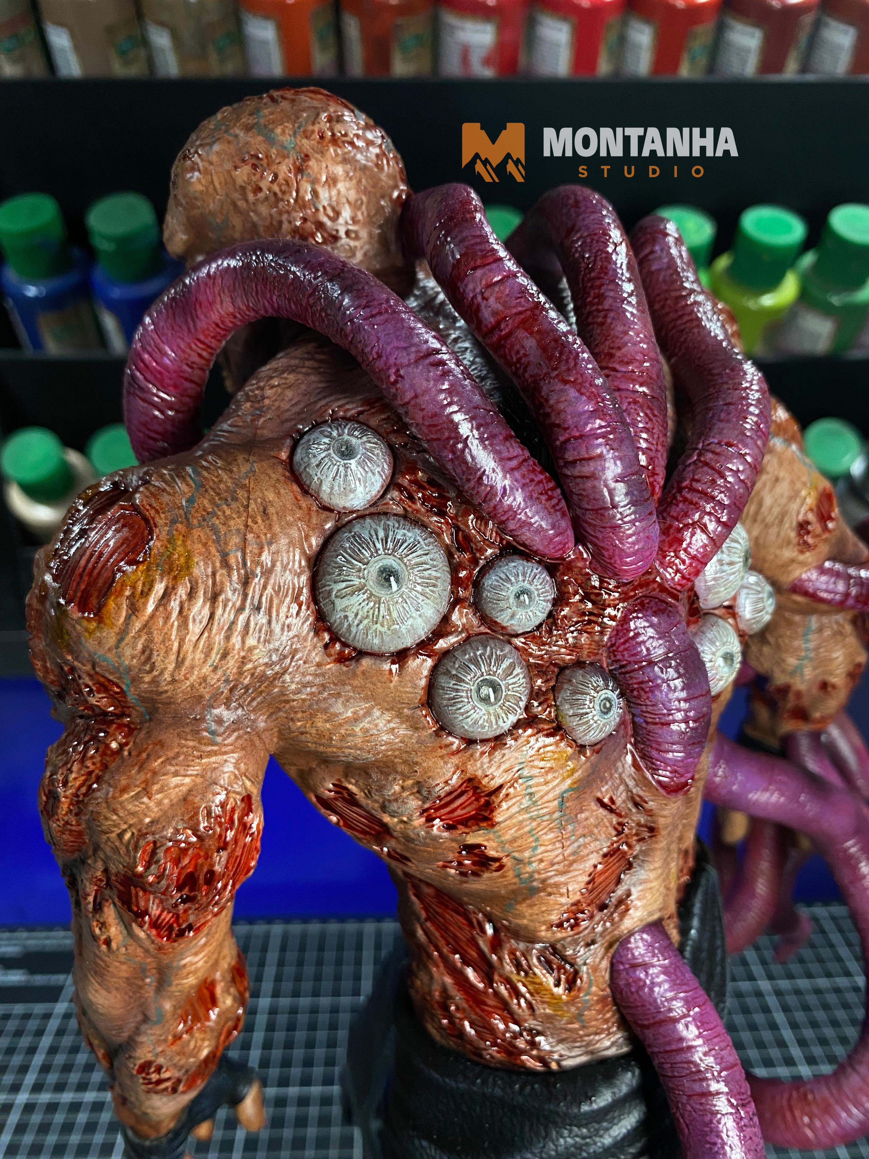 Pursuer Second Form 1/8 Scale Figure [PRE-ORDER]