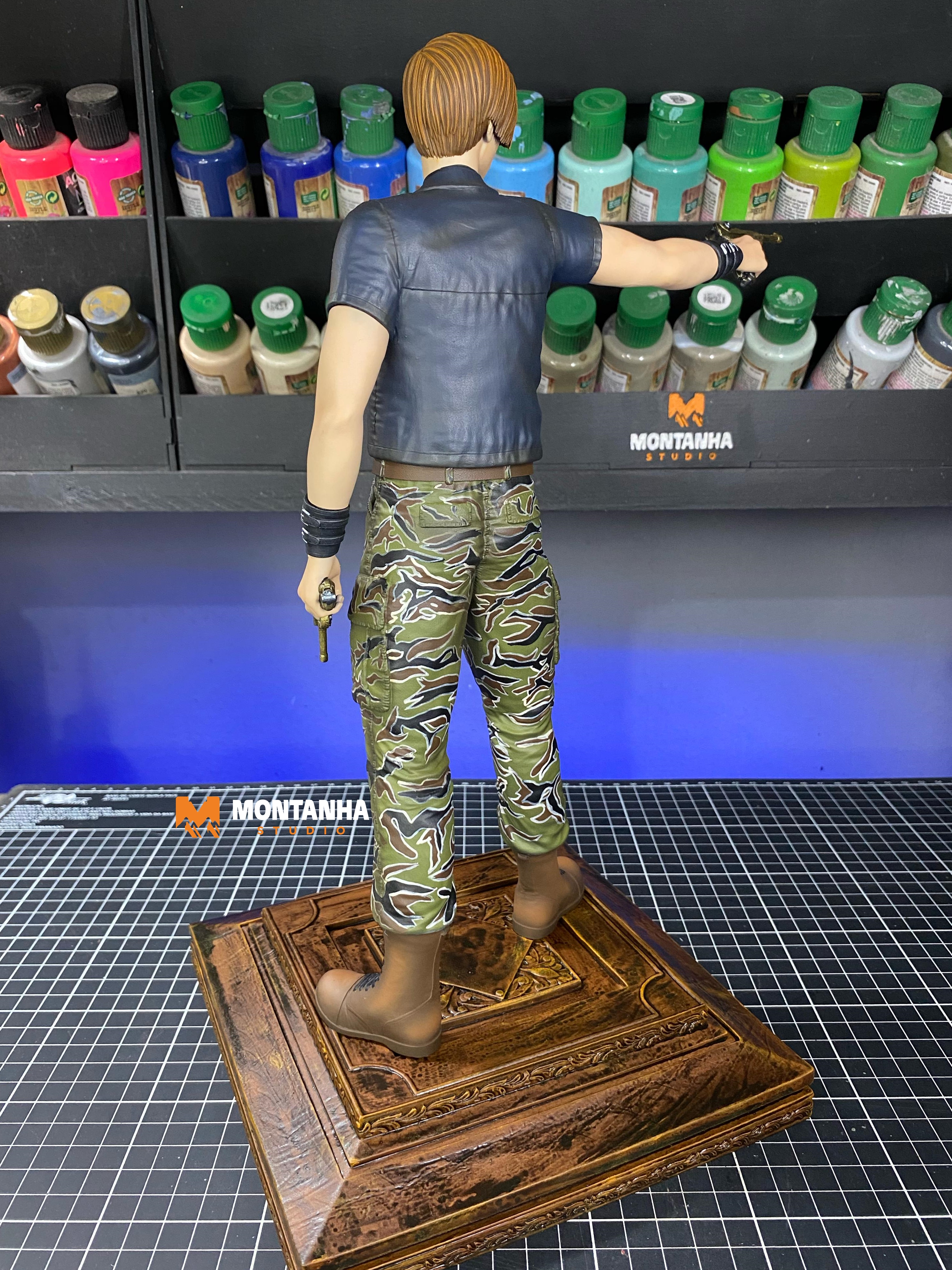 Steve Burnside Code Veronica 1/6 Scale Figure