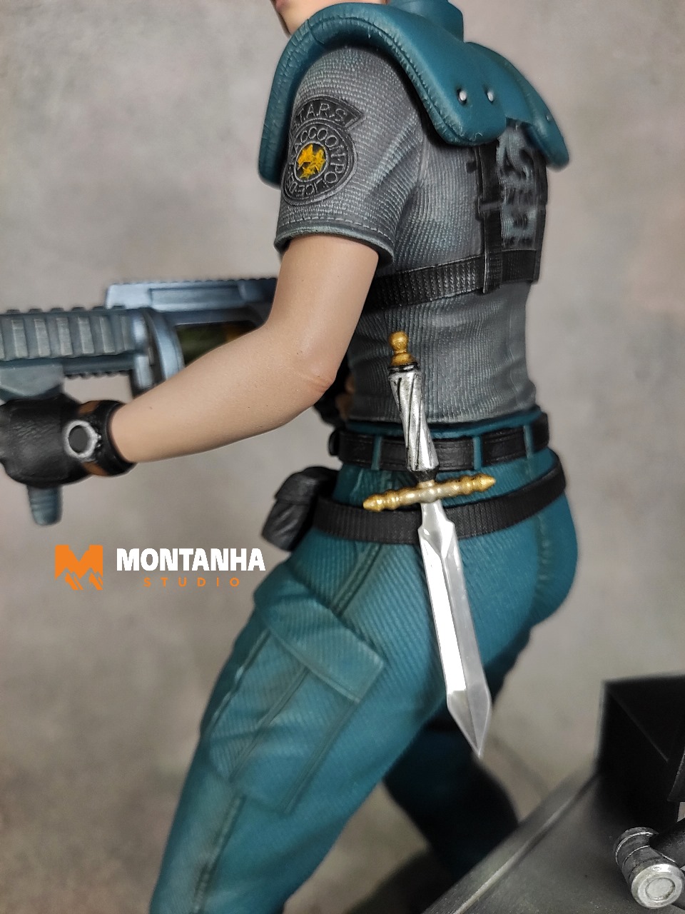 Valentine Definitive Edition 1/6 Figure
