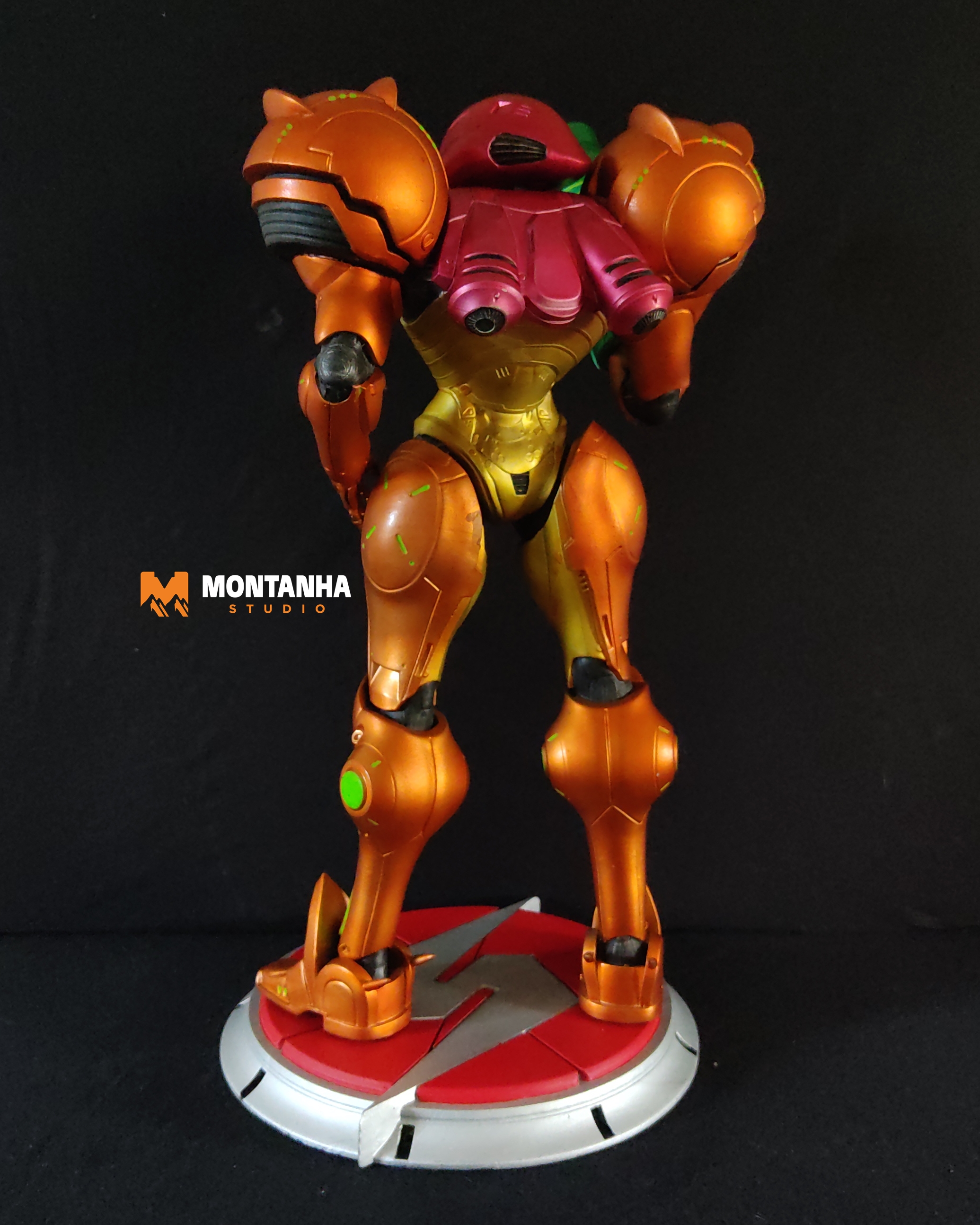 Samus Aran Varia Suit