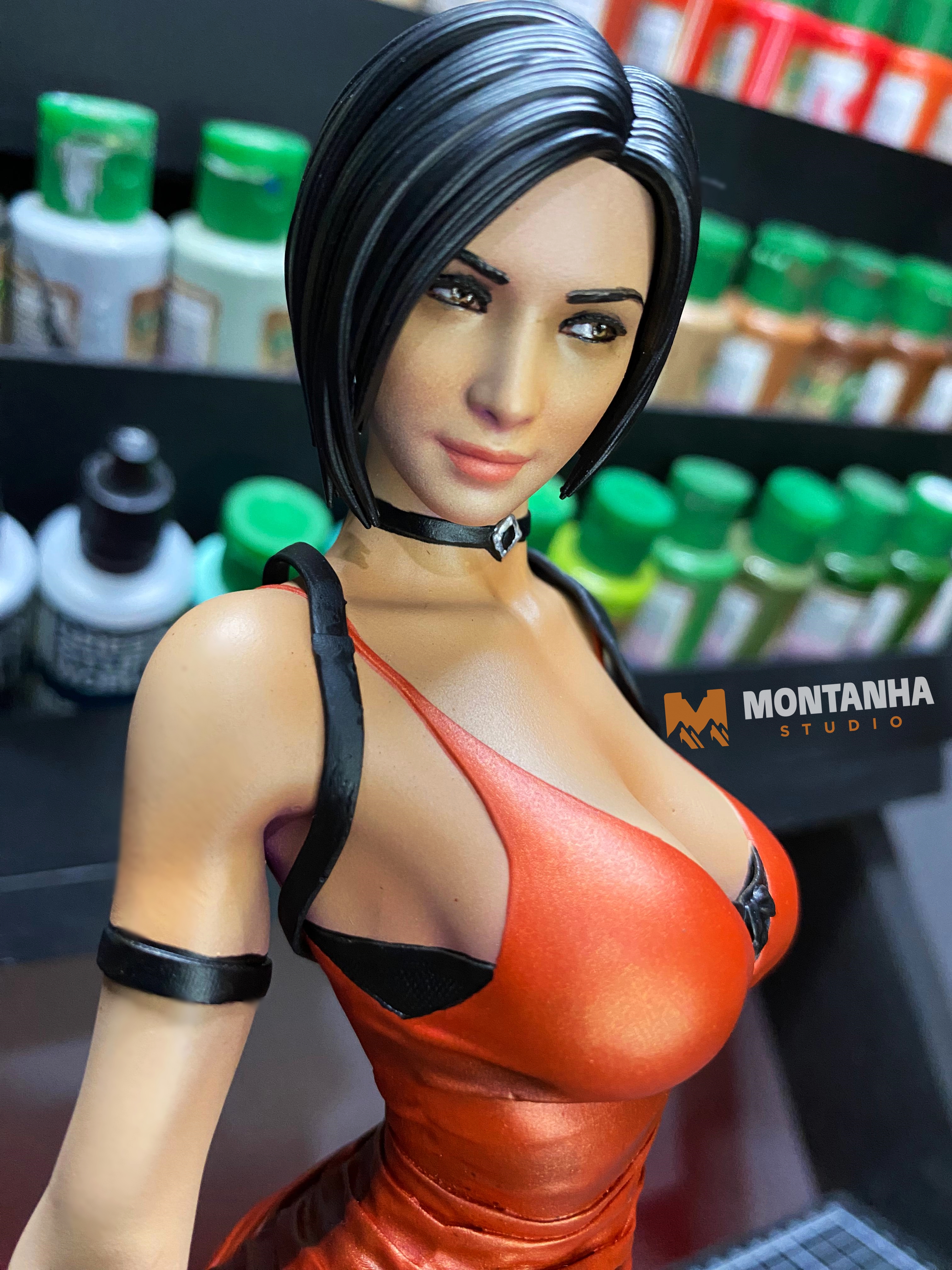 FBI Agent A Wong RE2 1/6 Scale