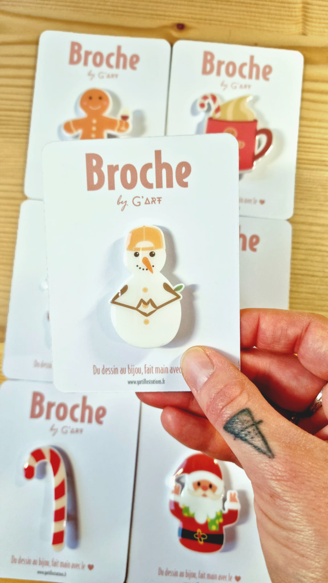 Broche bonhomme de neige amoureux