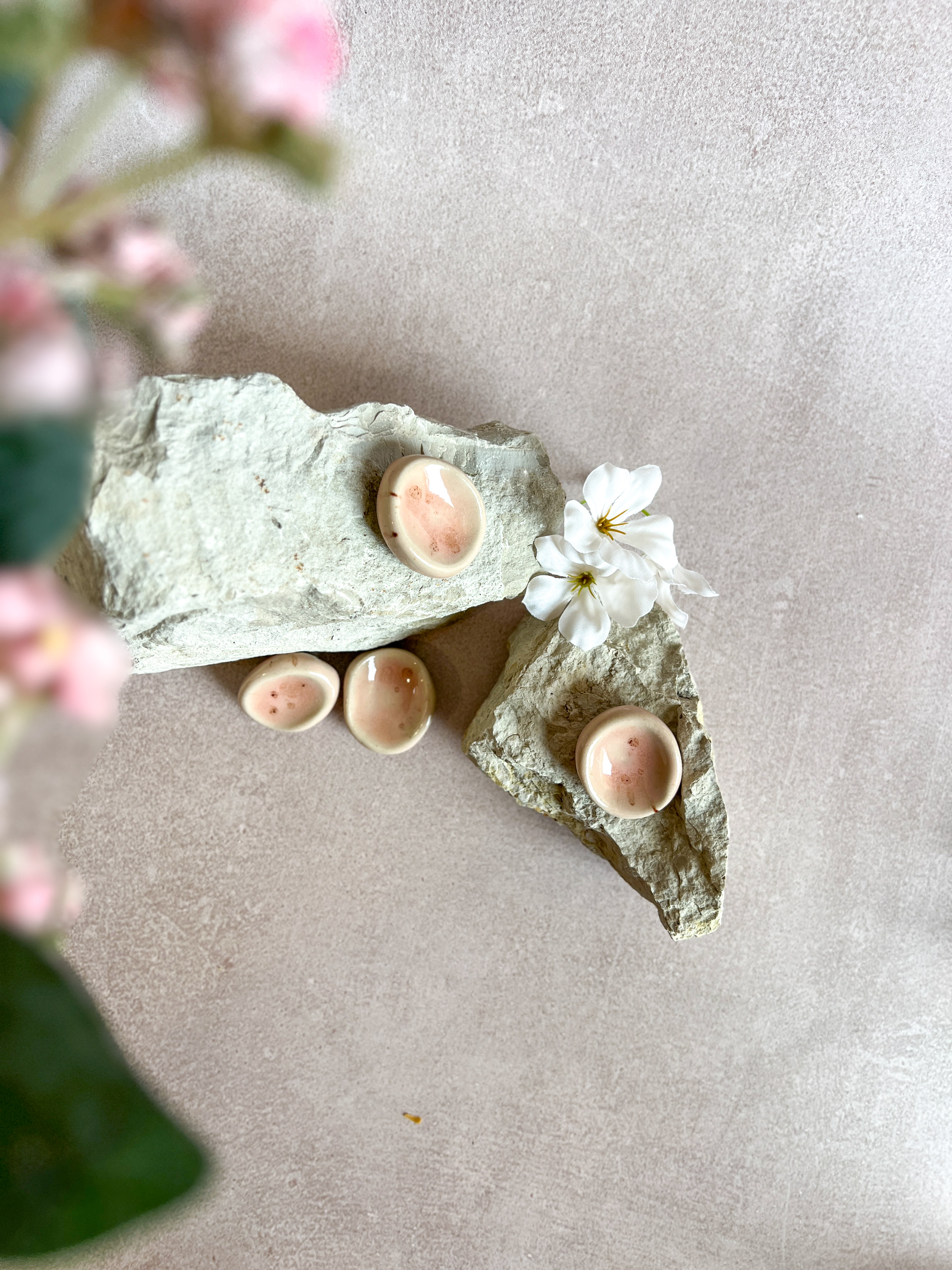 Worry Stone "Morganite 2.0"