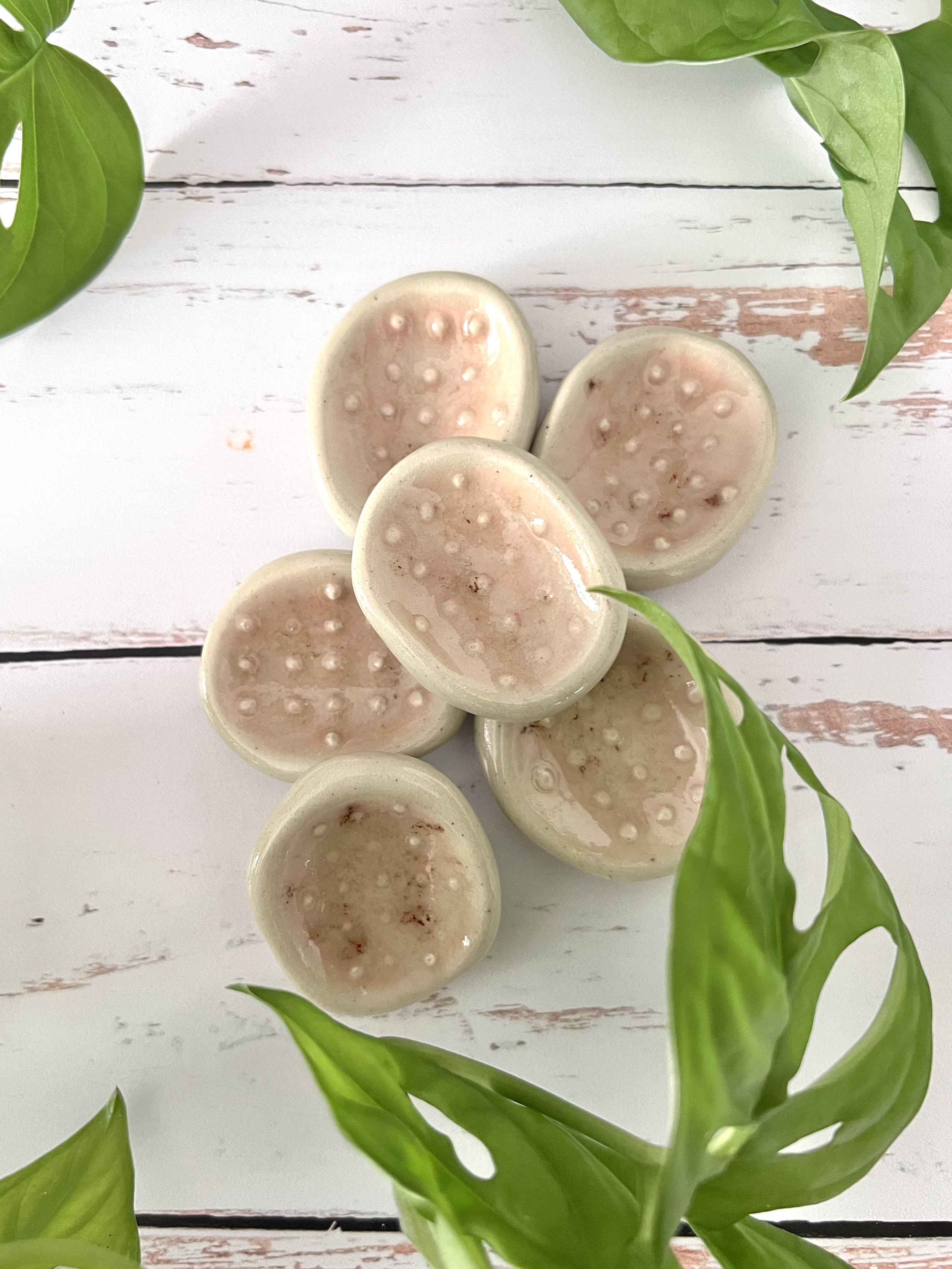 Worry Stone Morganite texture