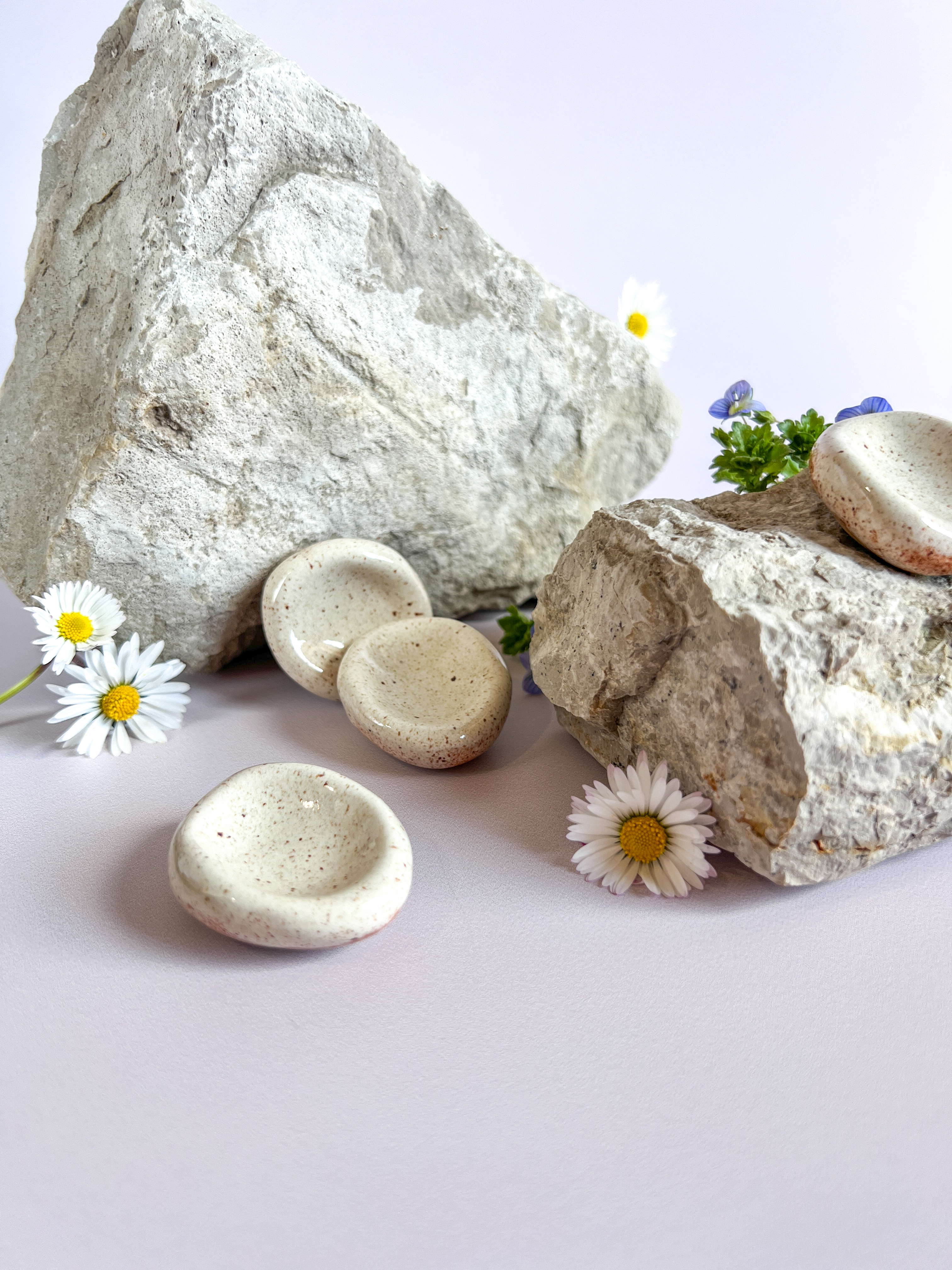Worry stone "Creame"
