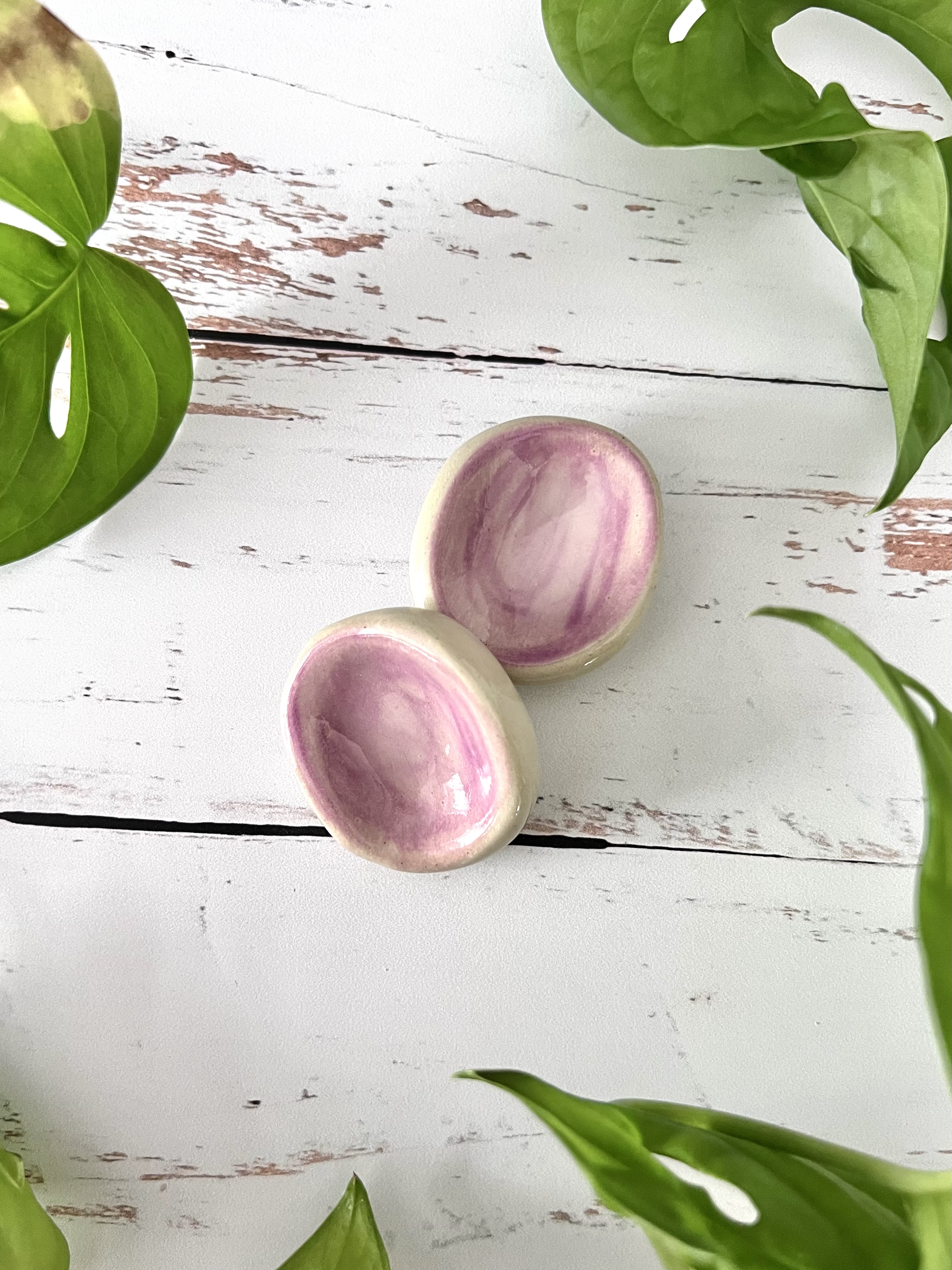 Worry Stone violet