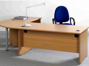 Bureau Modulaire avec Angle de Liaison et Retour sur Piétement – Panneau en Bois sur Mesure