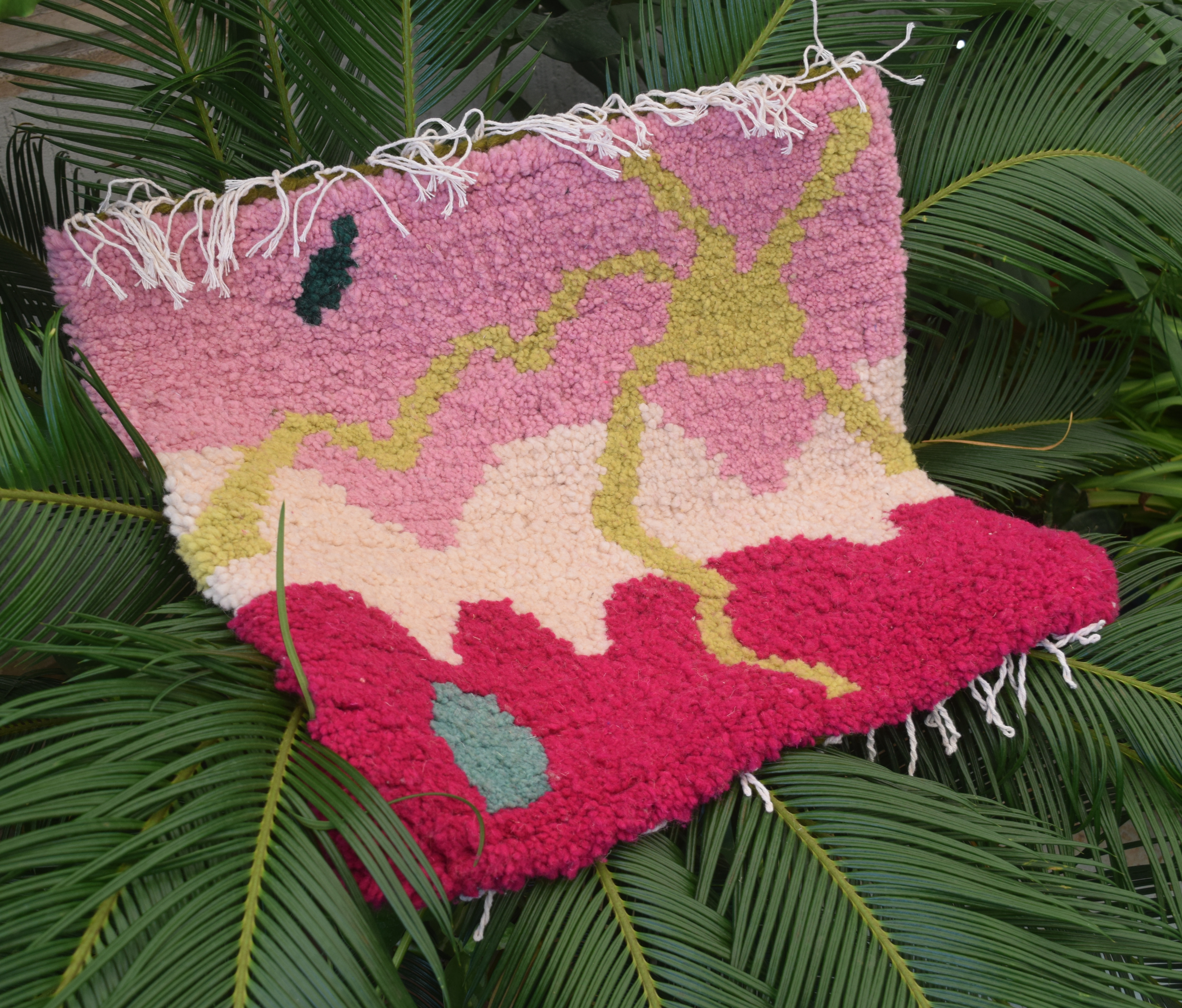 SUUN (55 cm x 49 cm)