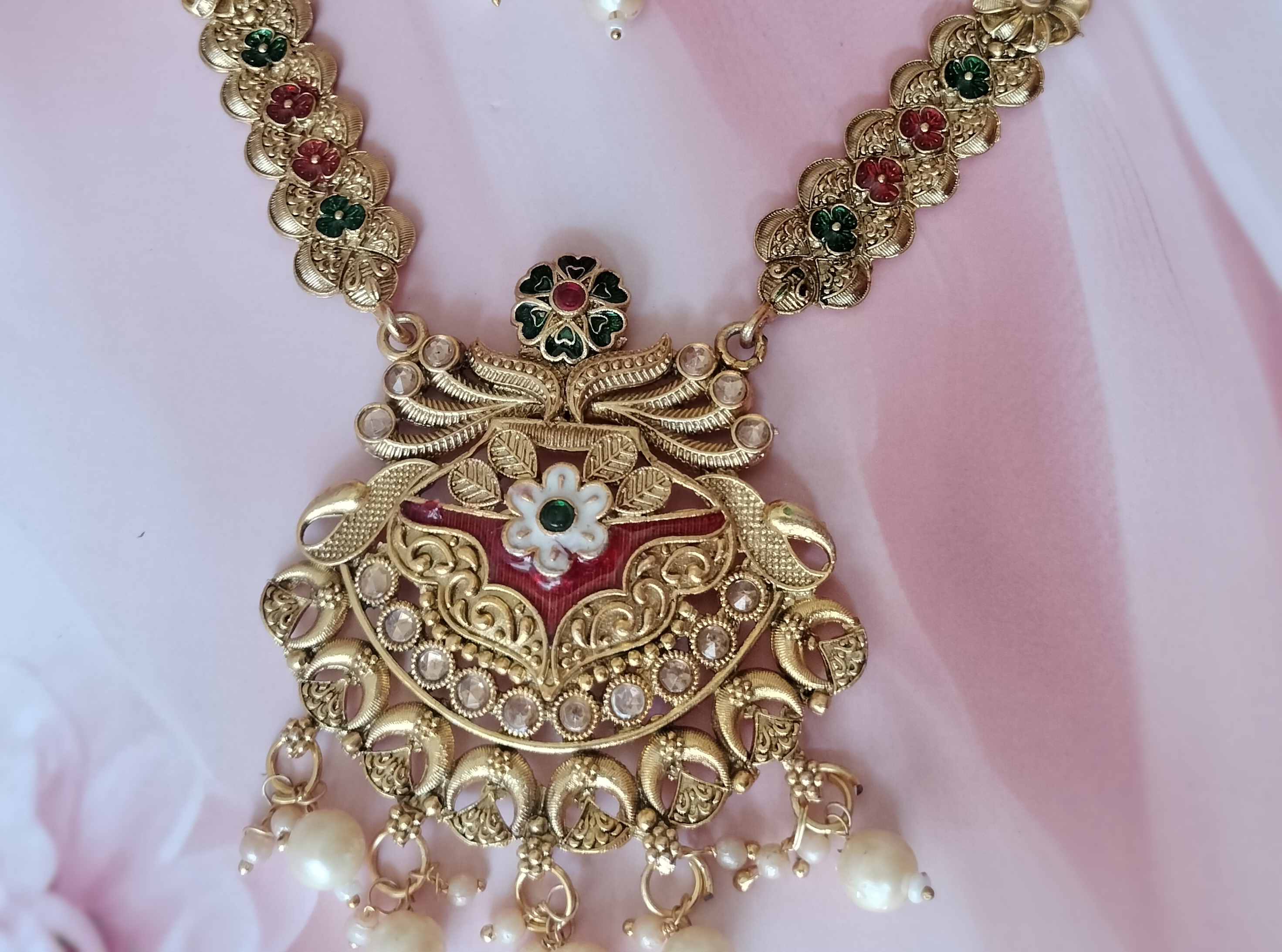 Traditional Necklace Set