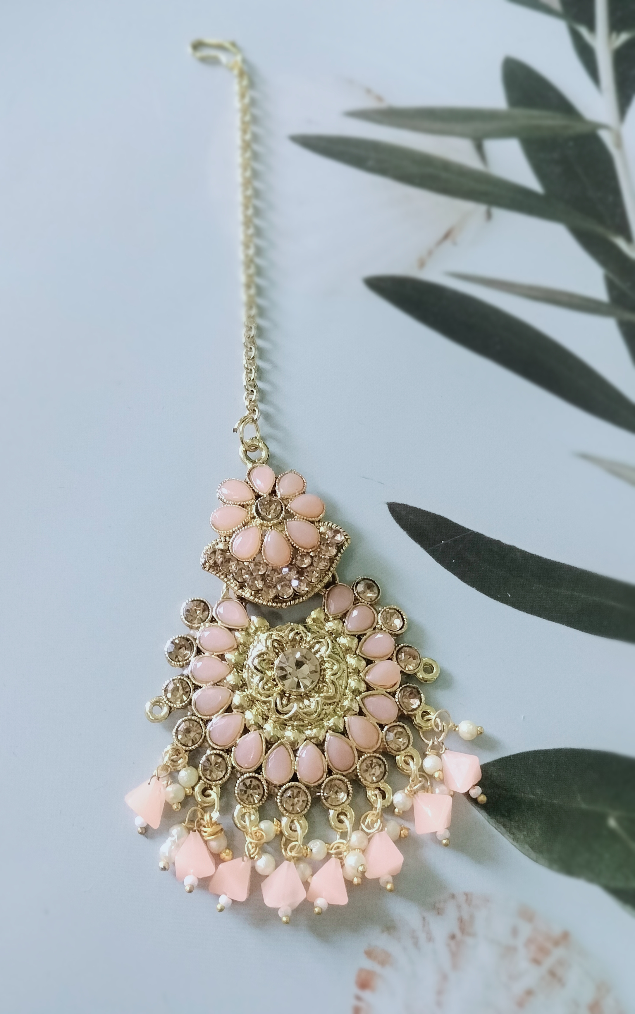 Elegant Gold and Pink mangtika