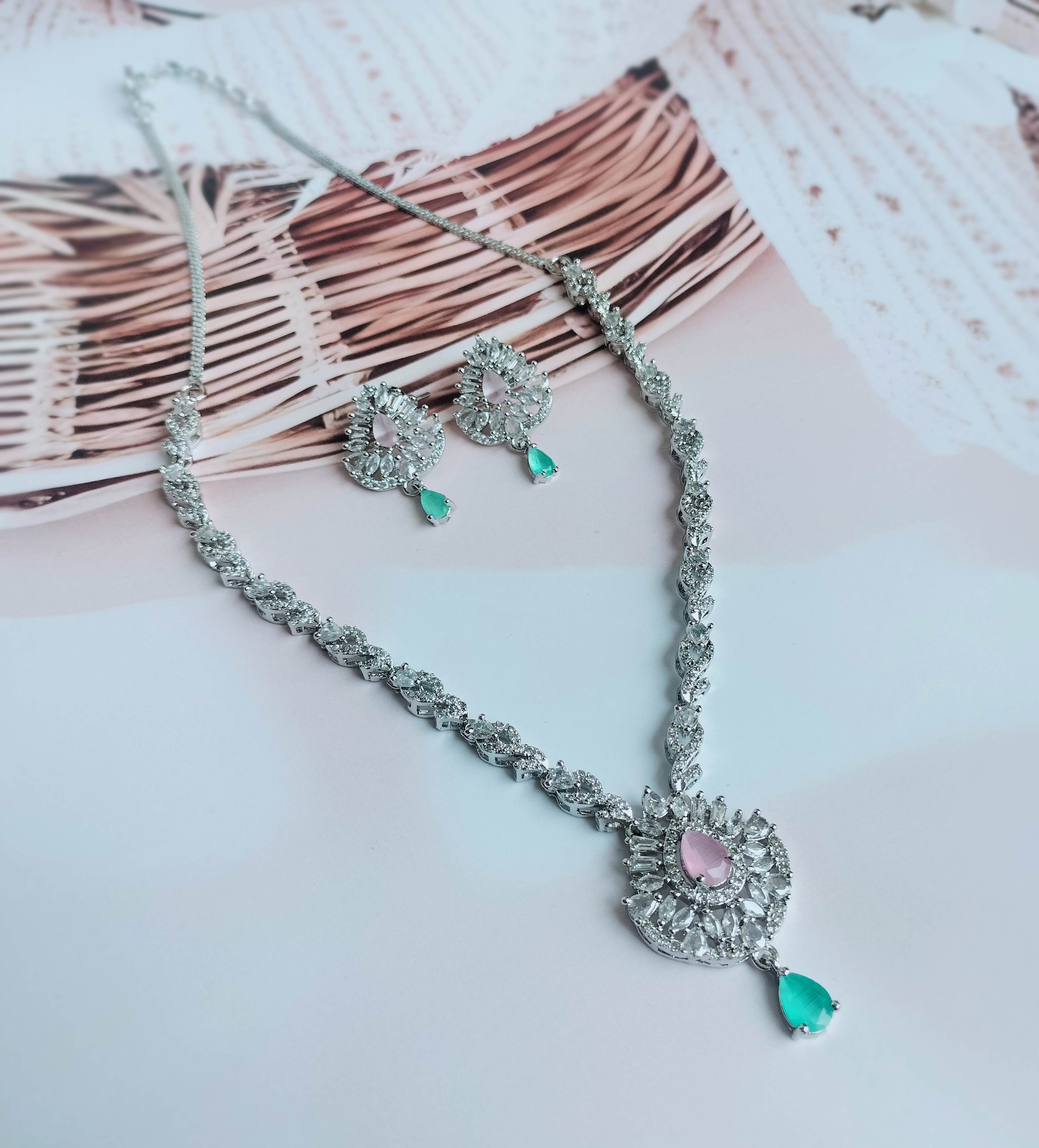 Elegant AD Jewelry Set