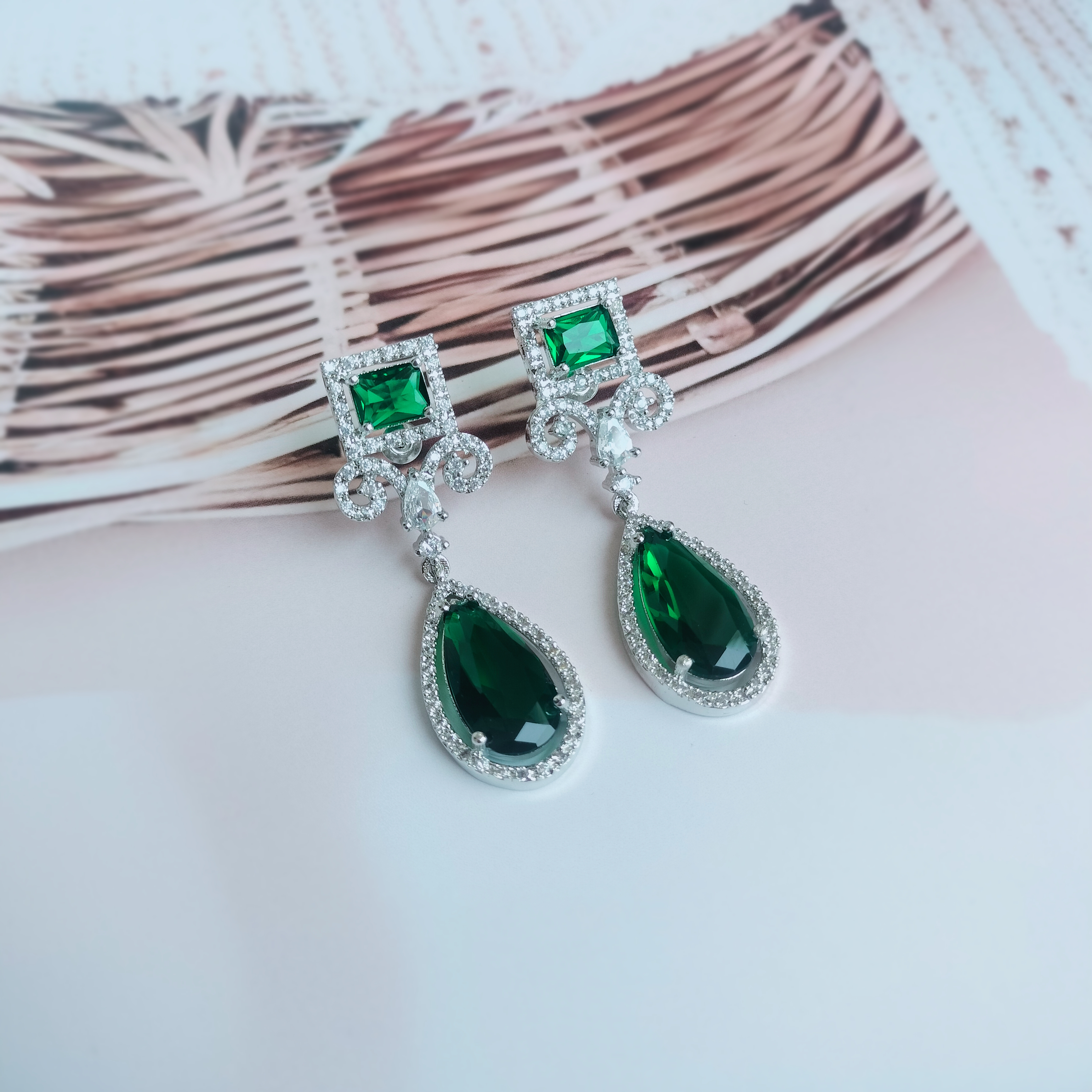 Emerald AD Jewelry Set