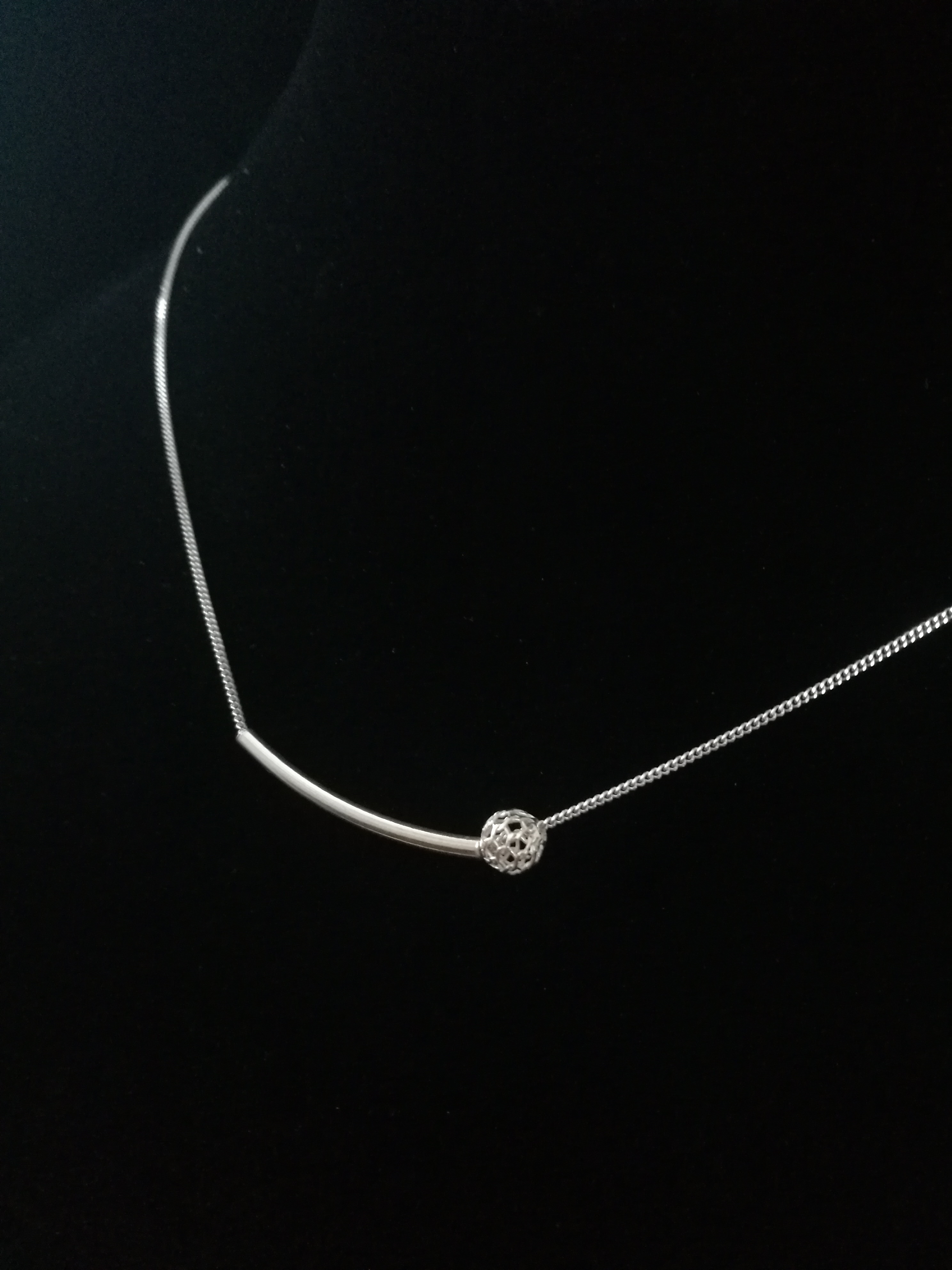 Kaklo papuošalas "Balansas I"