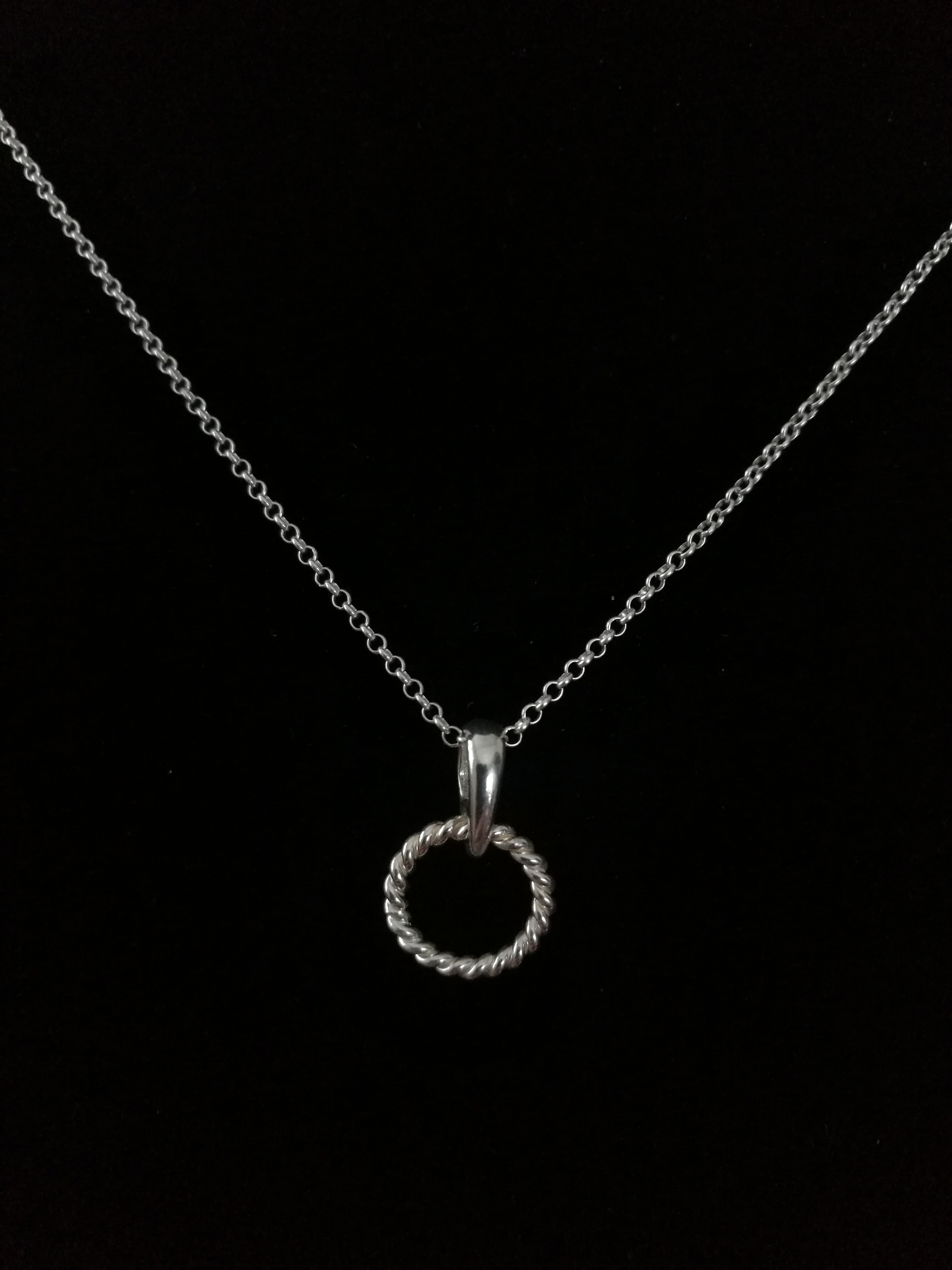 Kaklo papuošalas "Ratu II"