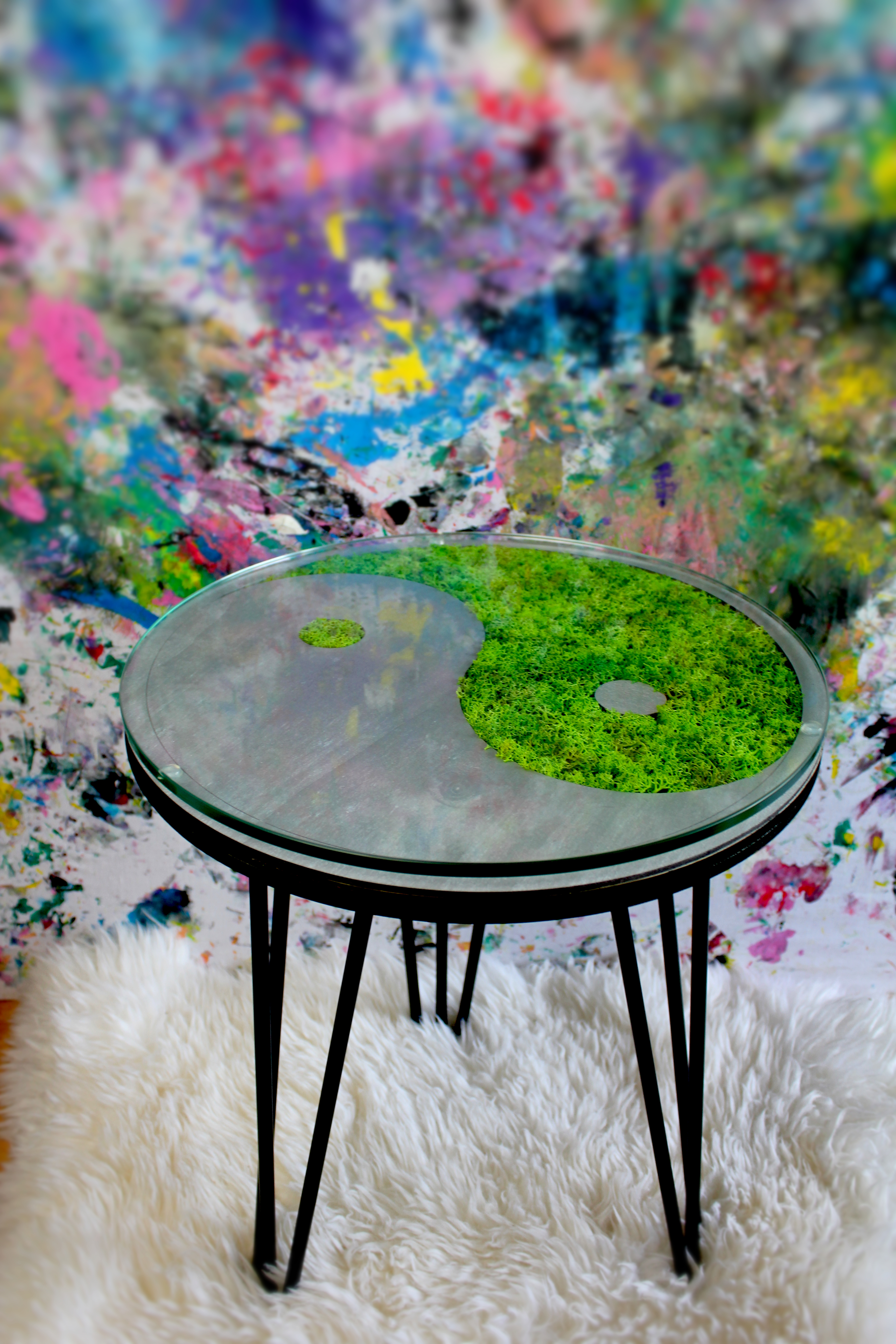 Yin und Yang | Couchtisch mit Islandmoos