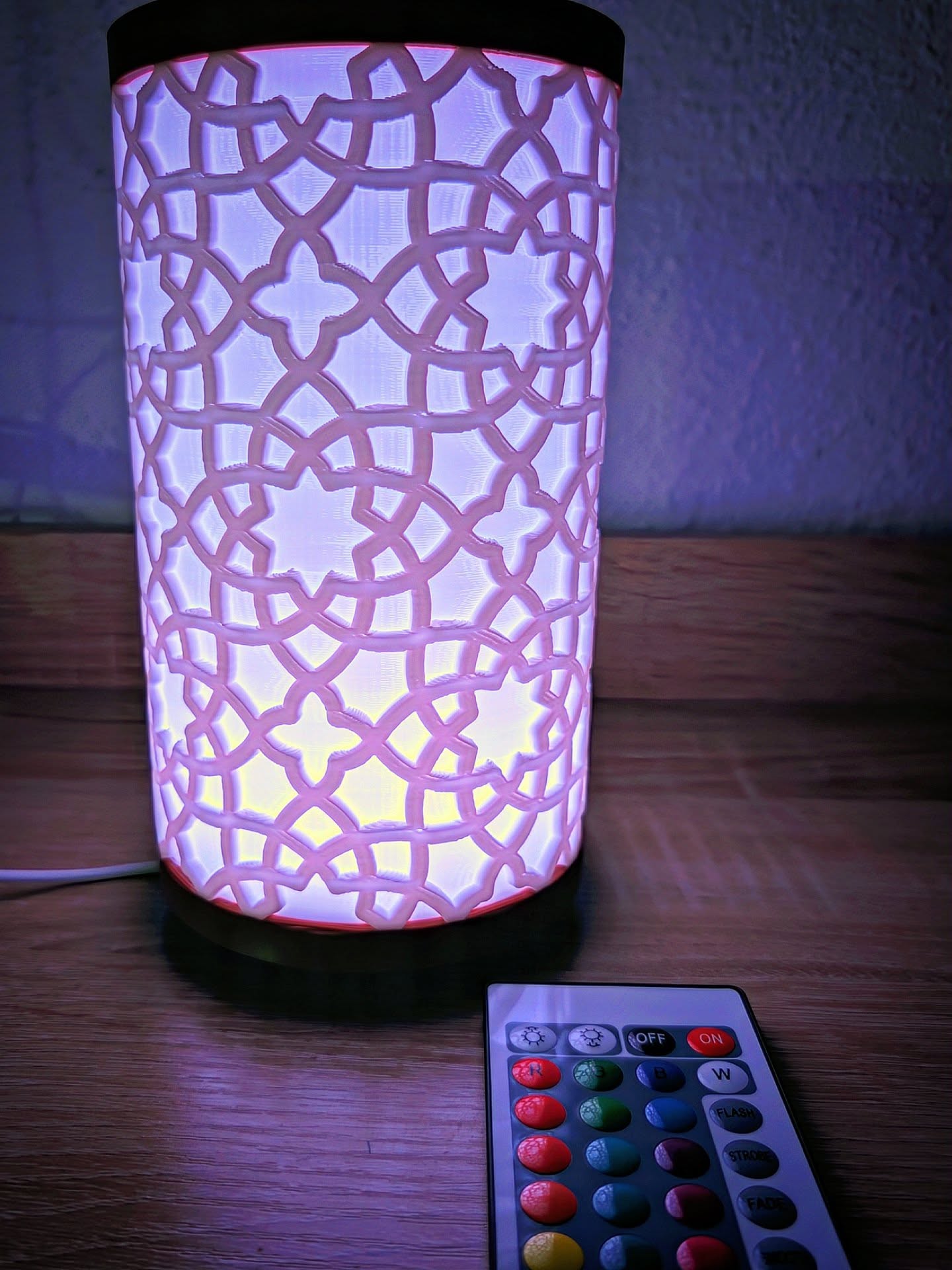 Lámpara decorativa LED estilo Alhambra