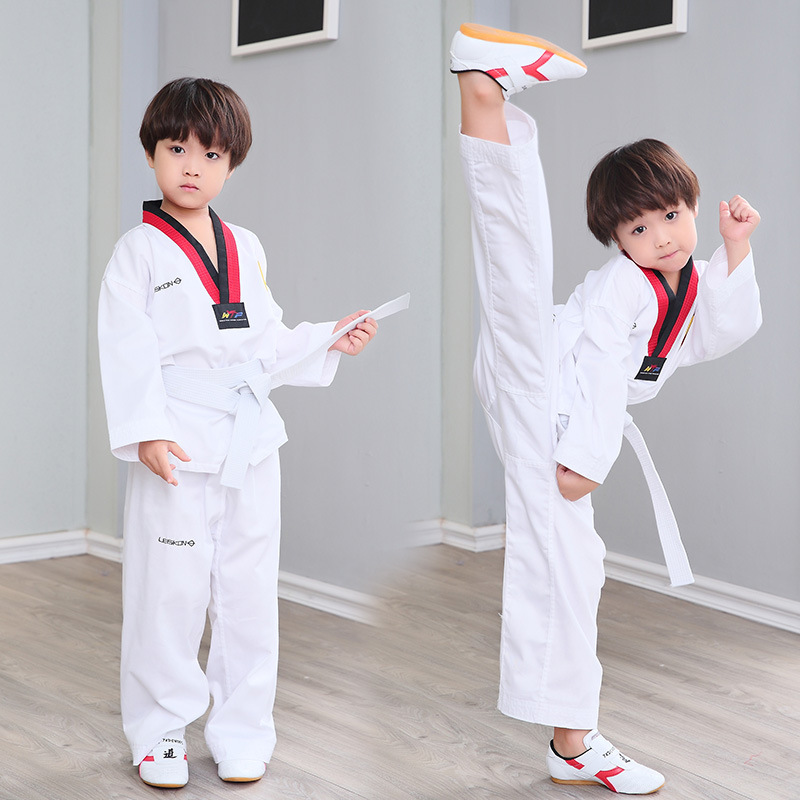 Taekwondo suit