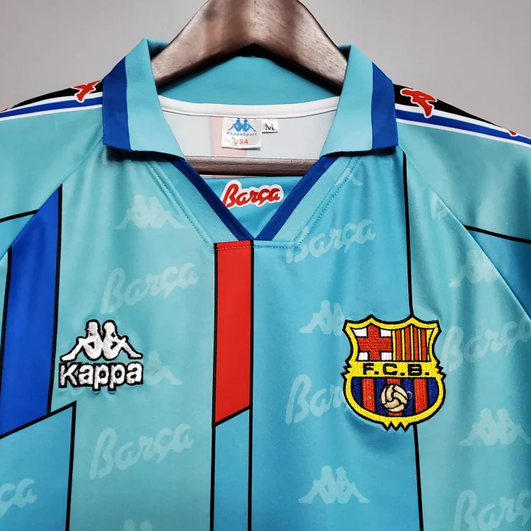 Camiseta de fútbol retro visitante del Barcelona 1996/1997