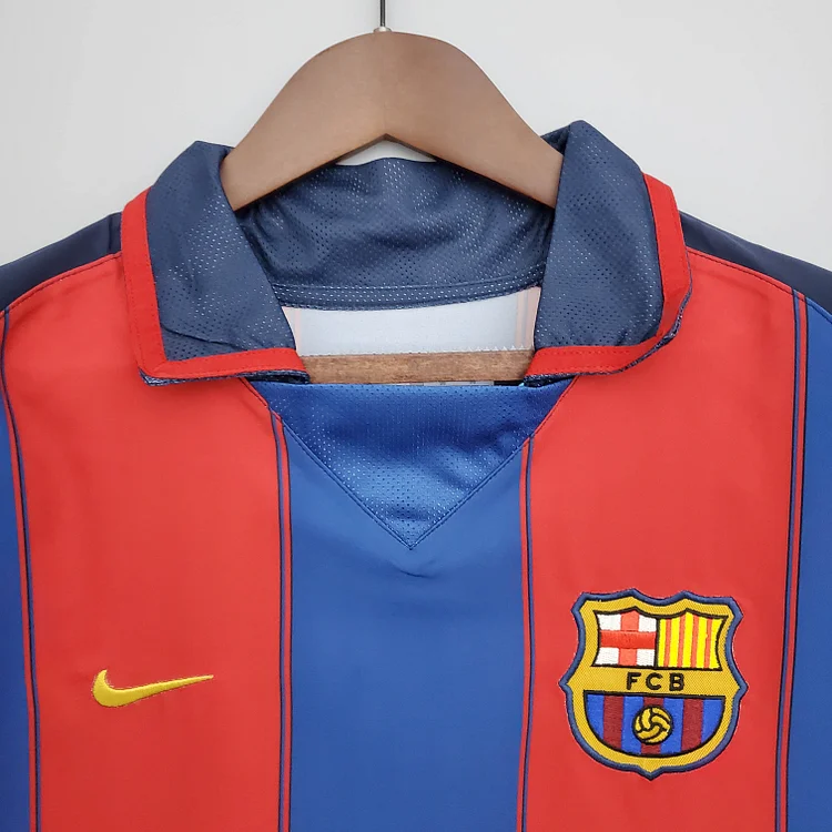 Camiseta de fútbol retro local del Barcelona 2003/2004