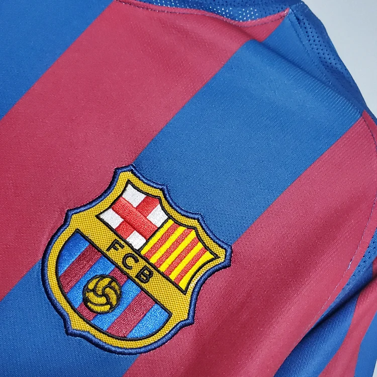 Camiseta de fútbol retro del Barcelona 2005/2006 de local, UEFA Champions League
