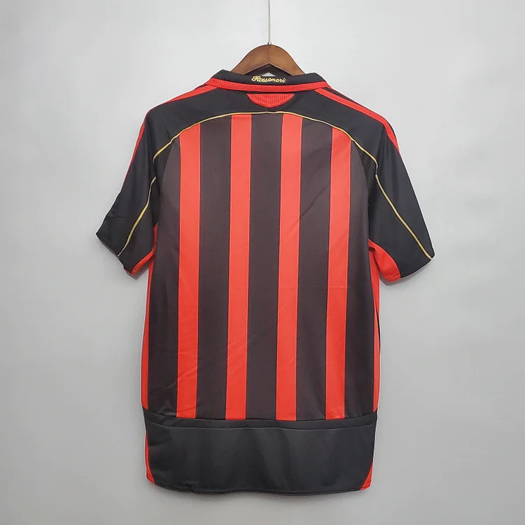 Camiseta de fútbol retro local del AC Milan 2006/2007