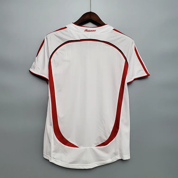 Camiseta de fútbol retro de visitante del AC Milan 2006/2007