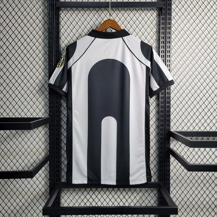 Camiseta de fútbol retro de la Juventus 1997/1998