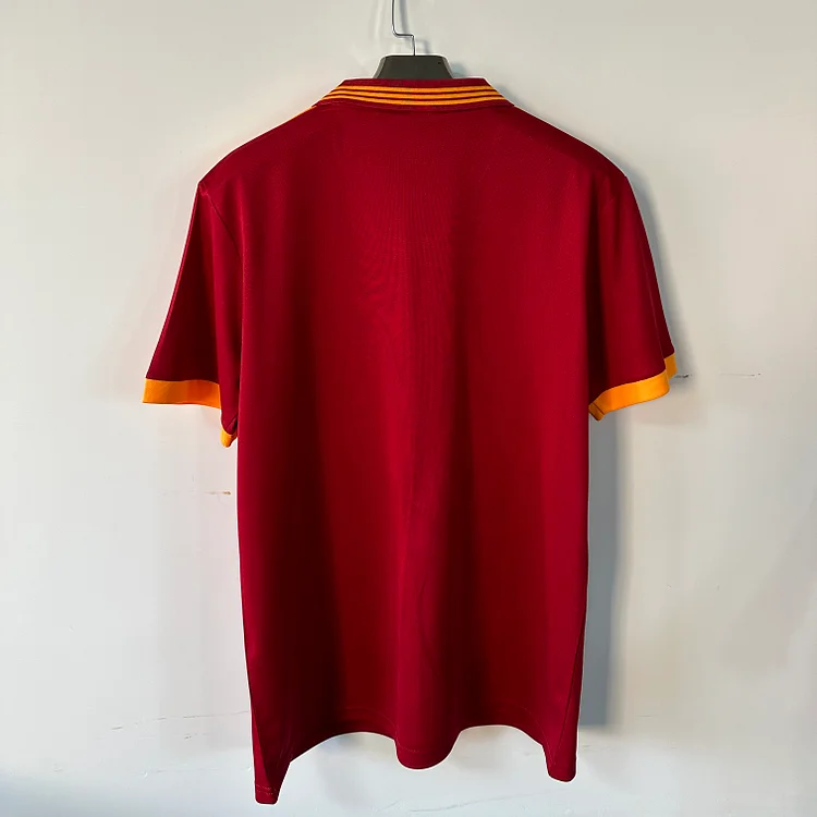 Camiseta de fútbol de la Roma 2024/2025 remake de 1993