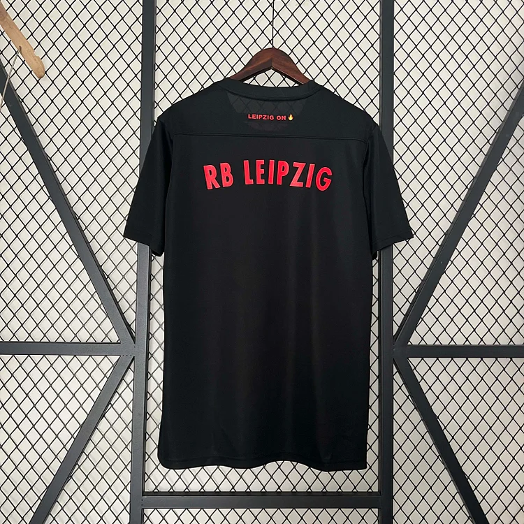 Camiseta de fútbol negra de edición especial Leipzig 2024/2025