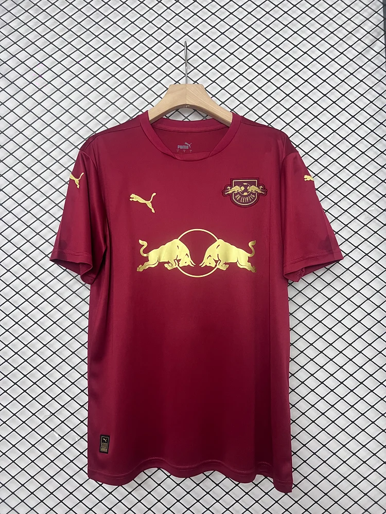 Camiseta de fútbol roja de edición especial Leipzig 2024/2025