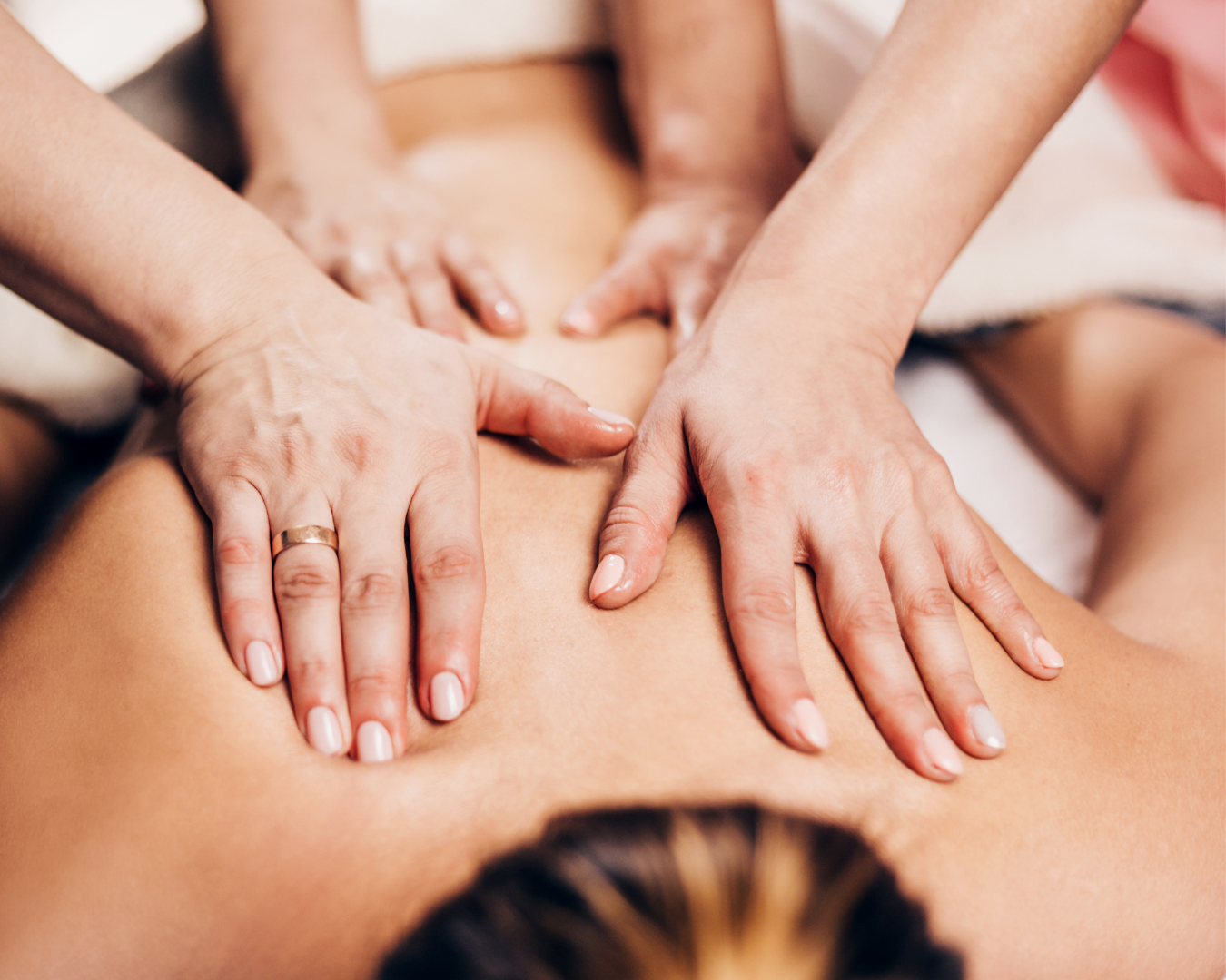 Abhyanga – Therapeutic Full-Body Oil Massage