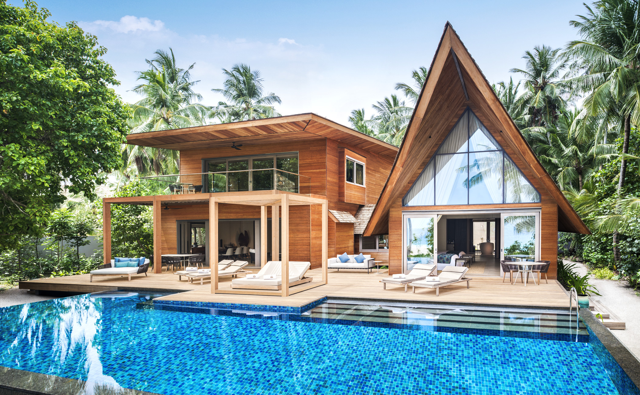 4Nights Family Stay at St Regis Maldives