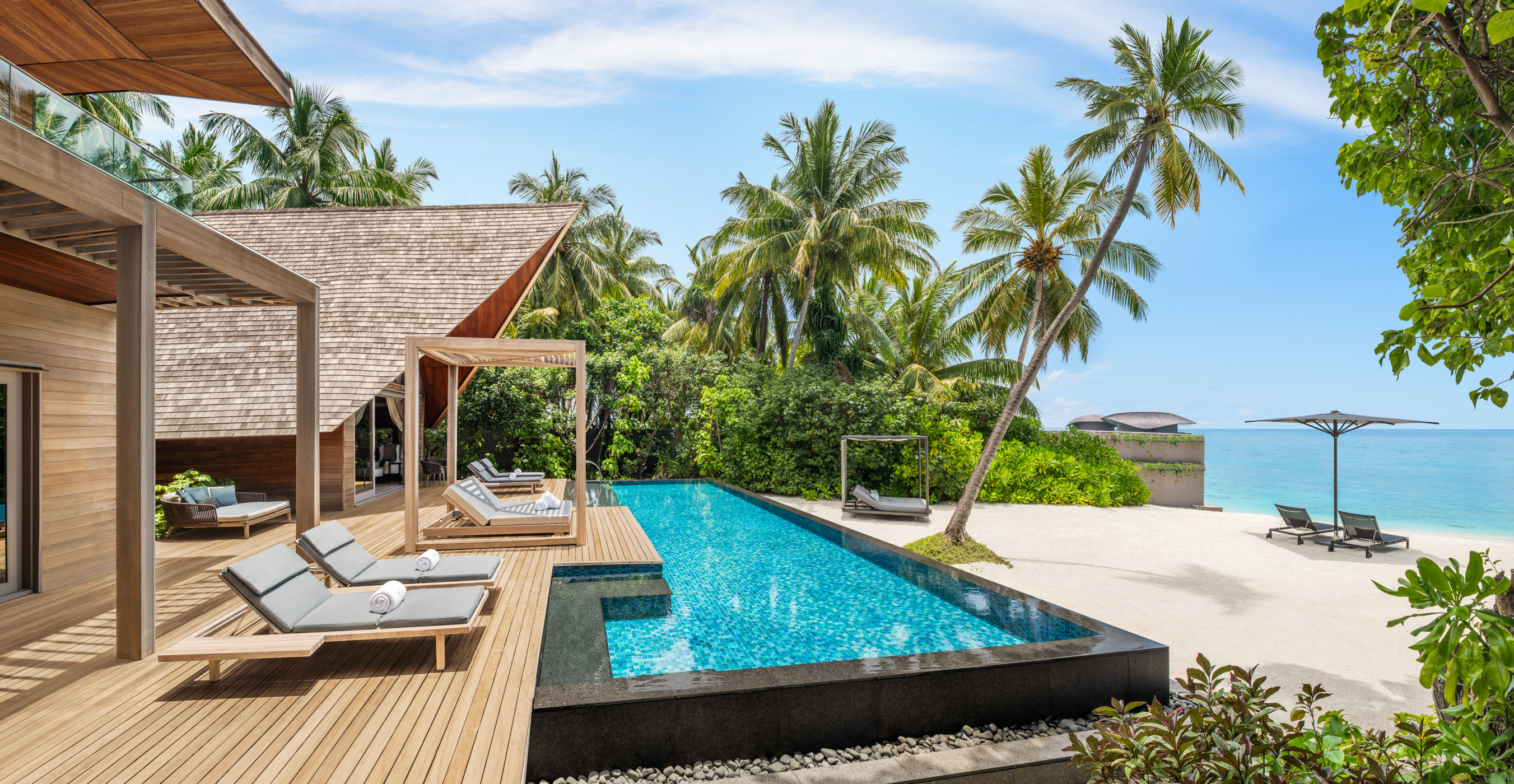 4Nights Family Stay at St Regis Maldives