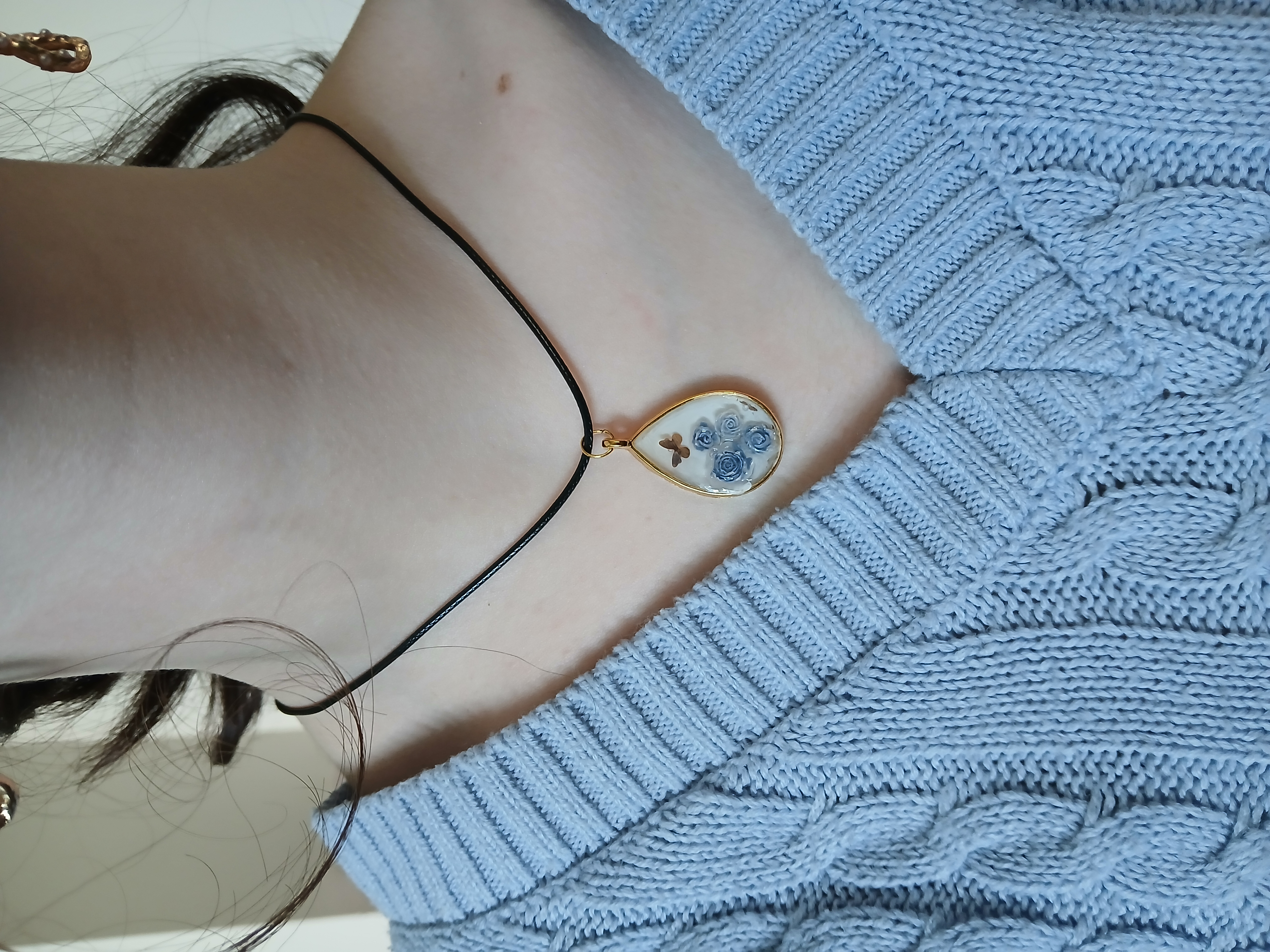 Collier goutte doré 