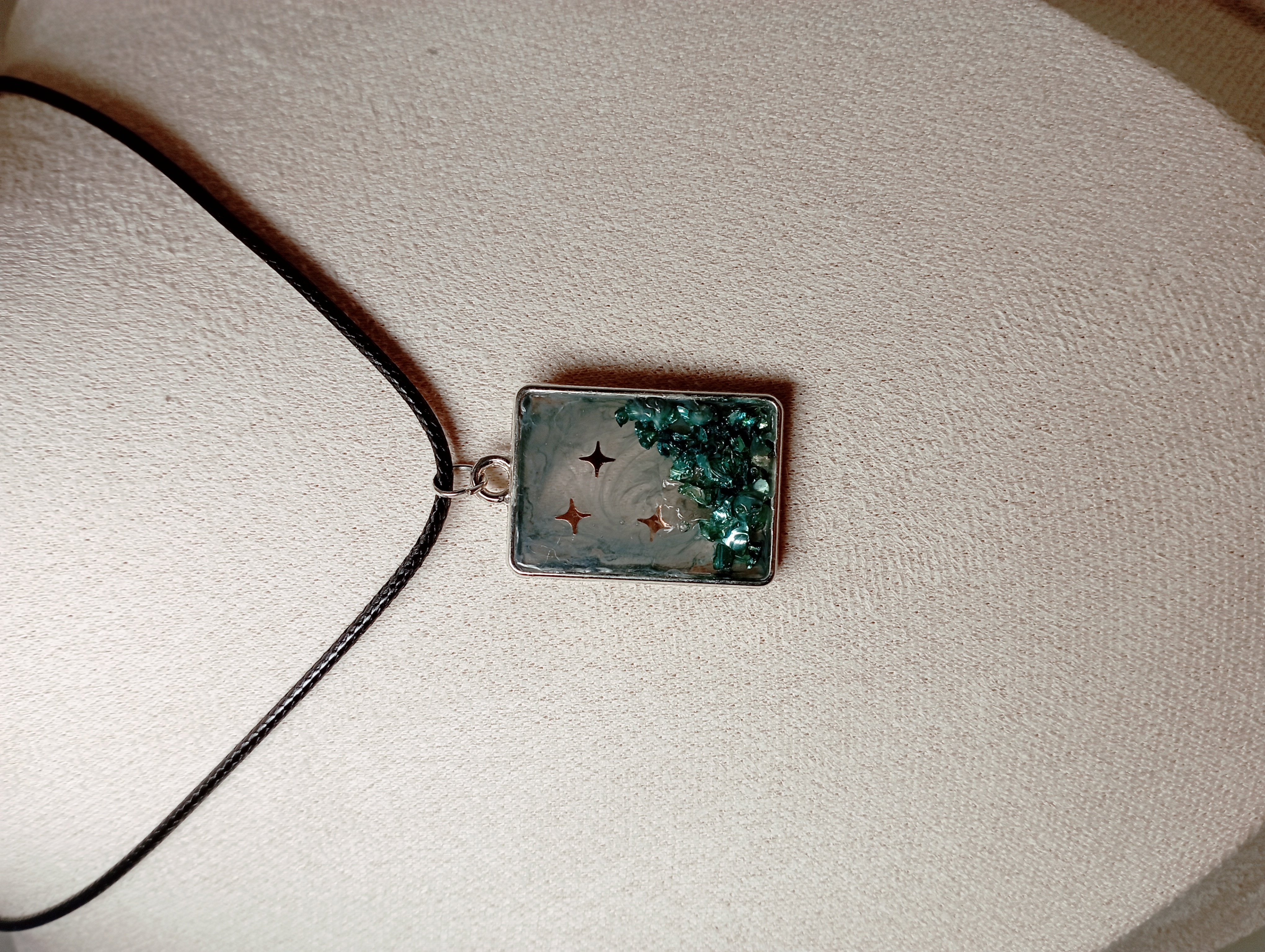 Collier paysage étoilé