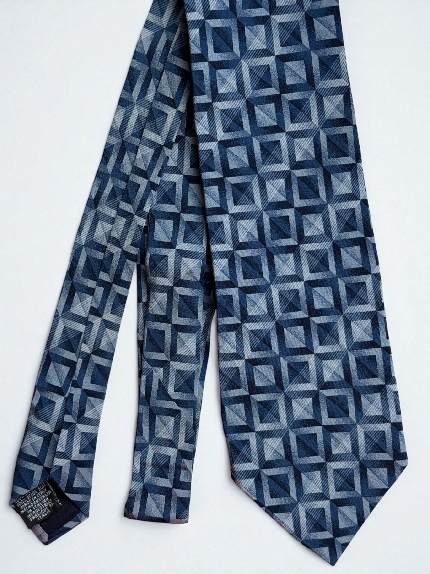 Šilkinė gumytė BLUE GEOMETRIC DREAM
