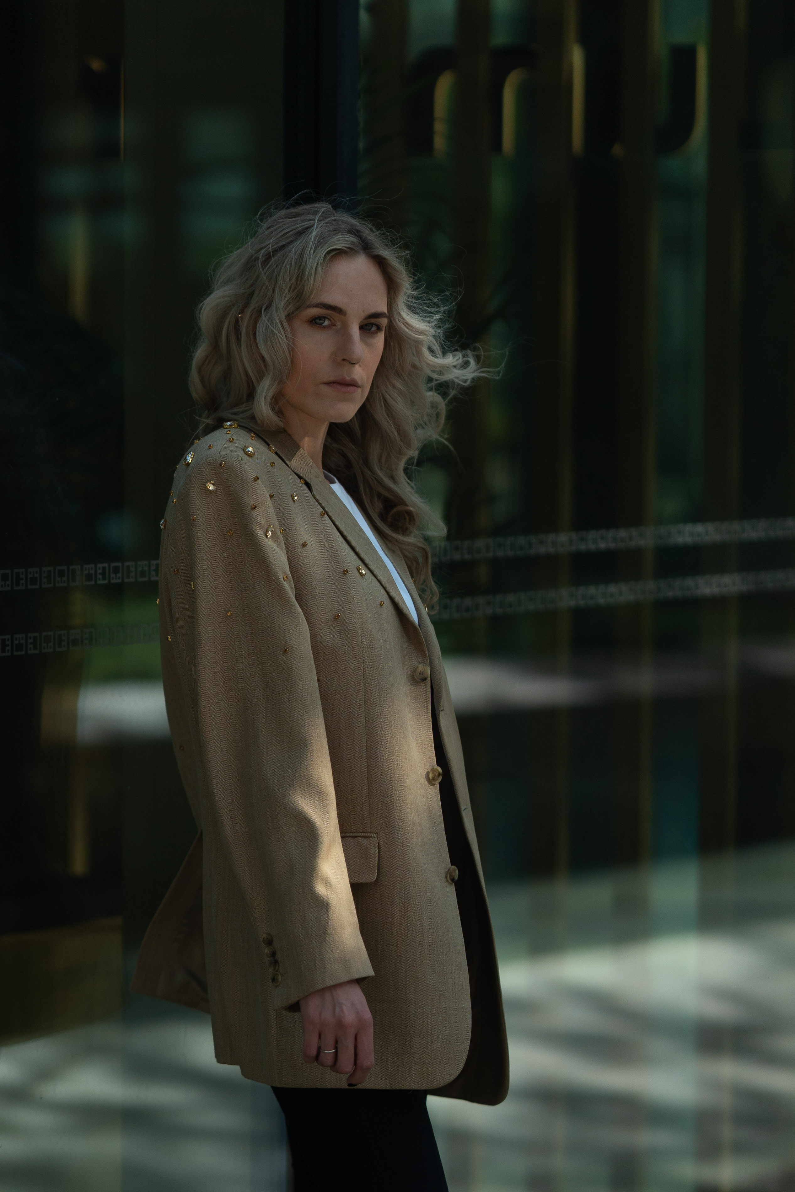 Vintažinis vilnos ir šilko švarkas su kristalais GOLDEN GLOW