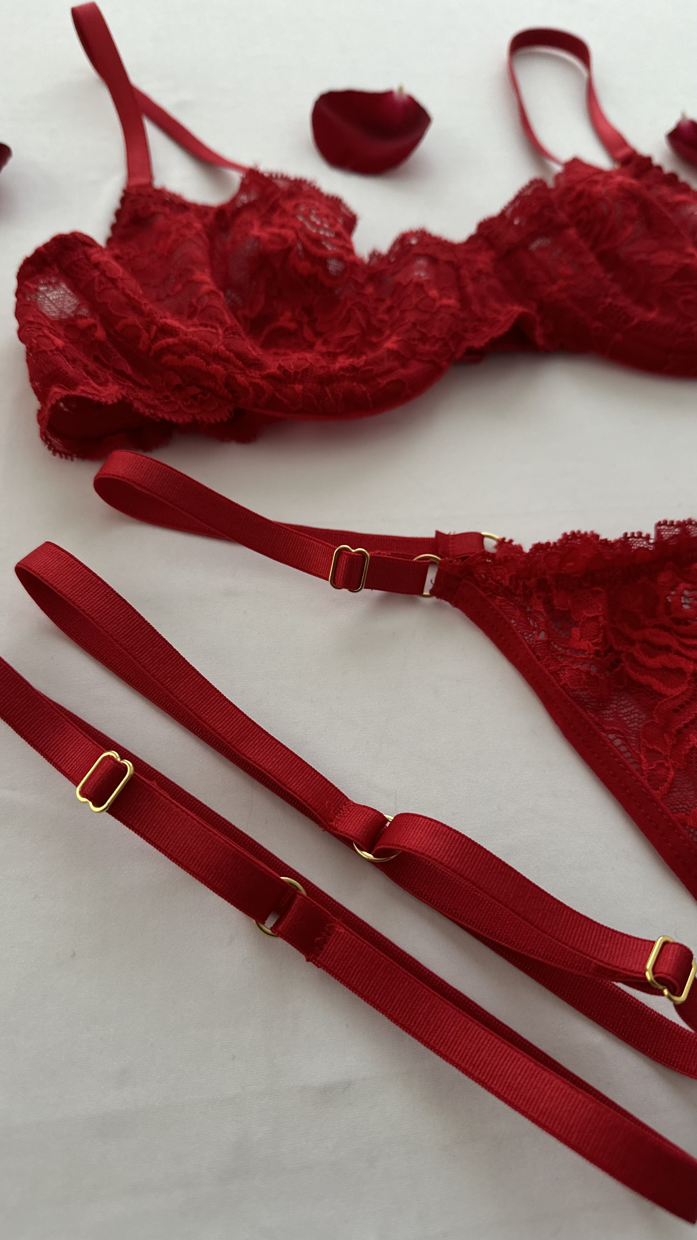 Coordinado Seduction con detalles en dorado 