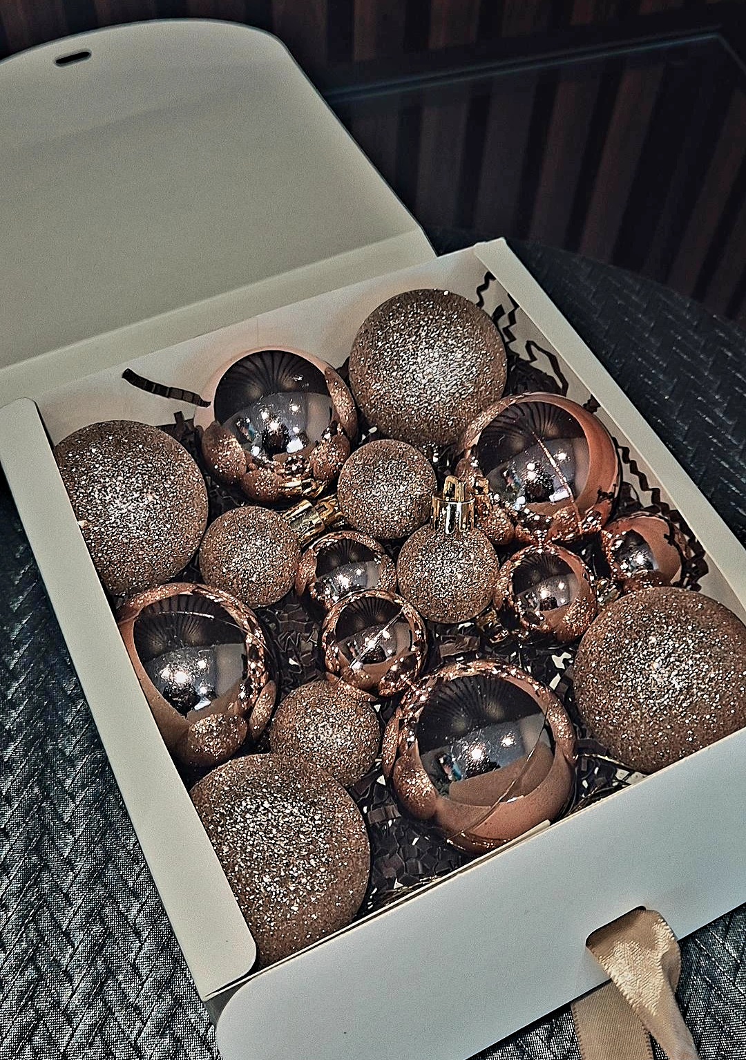 Kalėdiniai žaisliukai 1