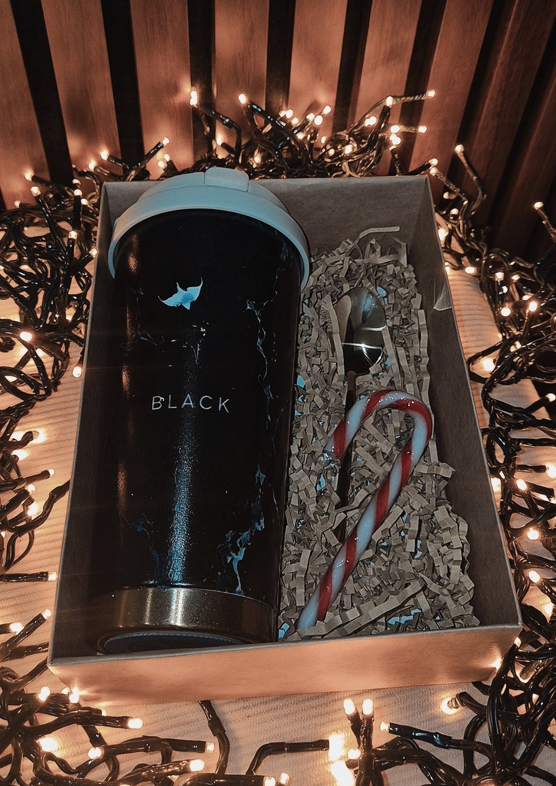 Juodas termo puodelio rinkinys