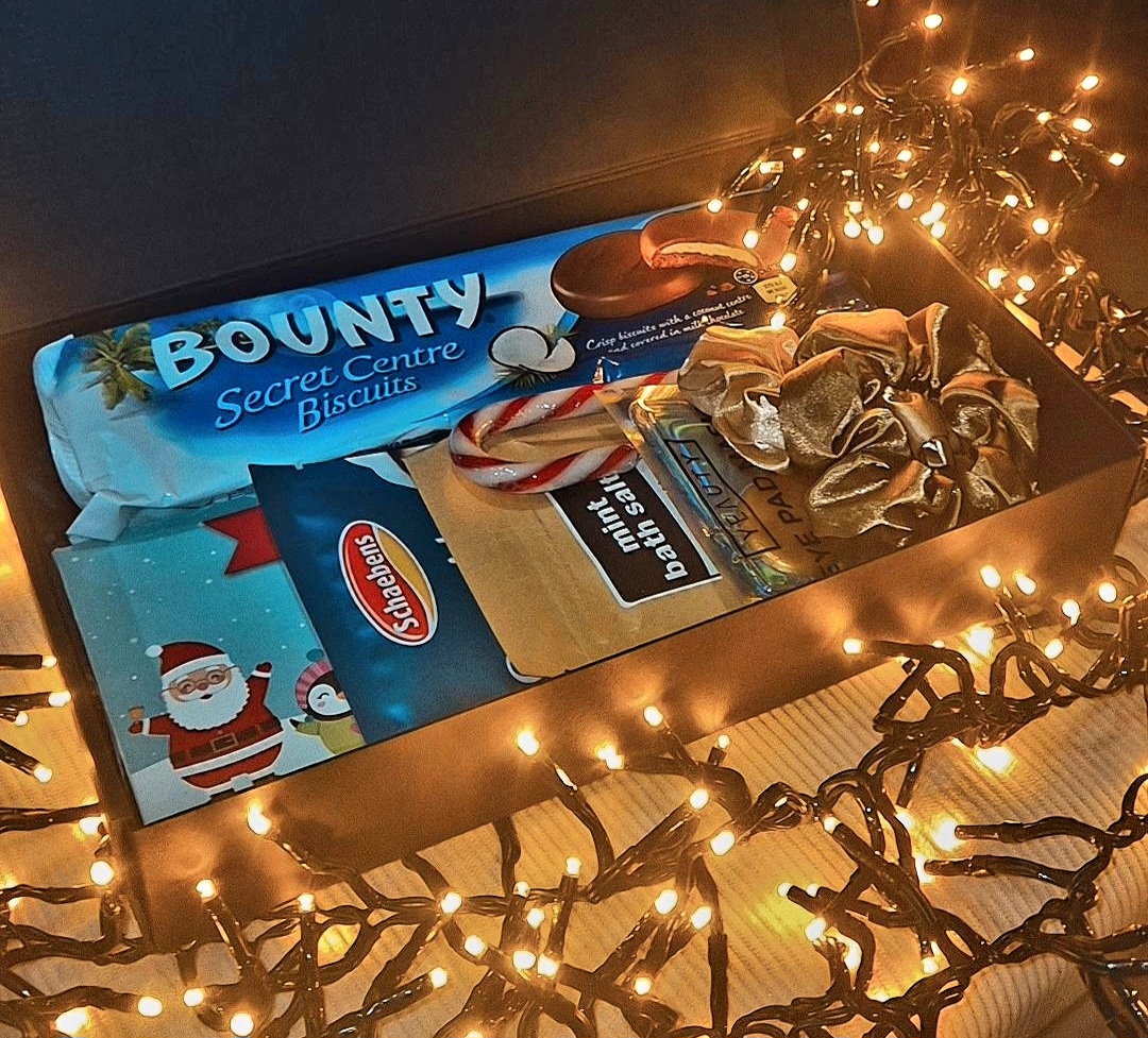 Dovanų rinkinys su saldumynais