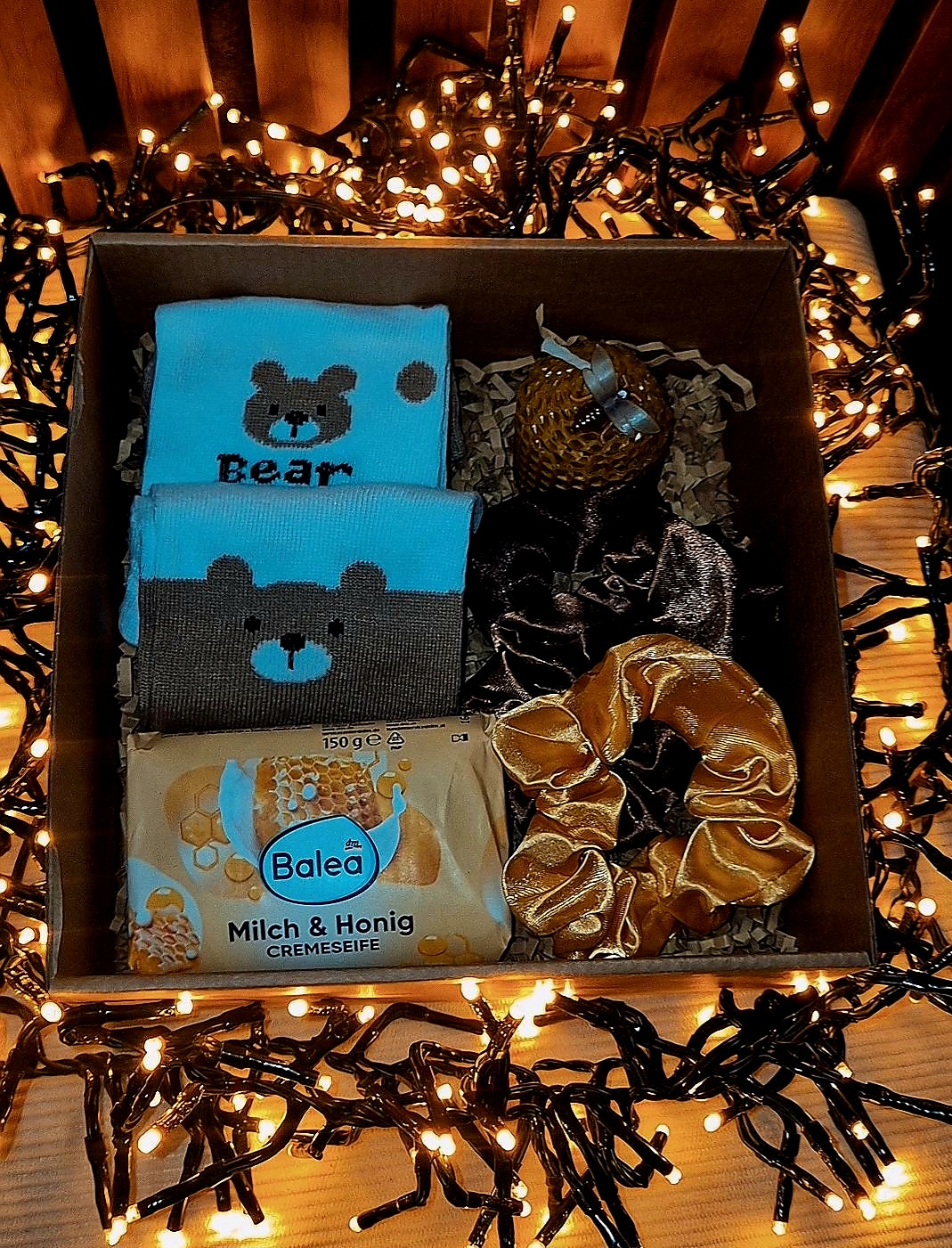 Dovanų rinkinys su meškiukų kojinėmis