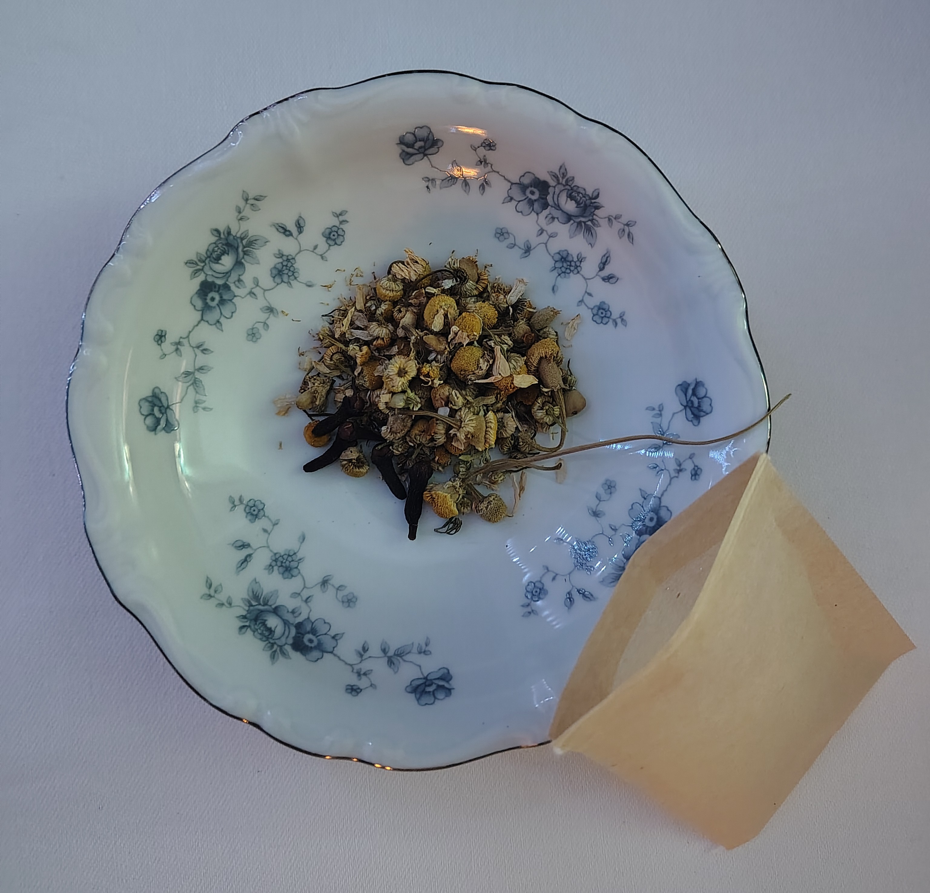 Nightly Night Herbal Tea Tin (20 tea bags)